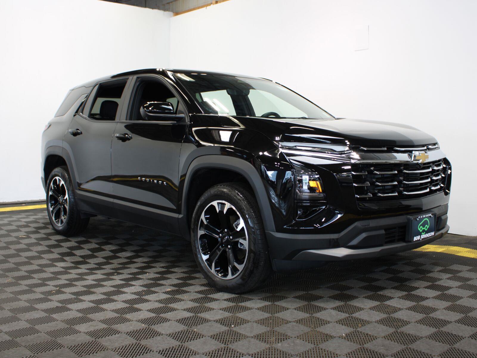 Mosaic Black Metallic 2025 Chevrolet Equinox SUV / Crossover Four-Wheel Drive 8-Speed Automatic
