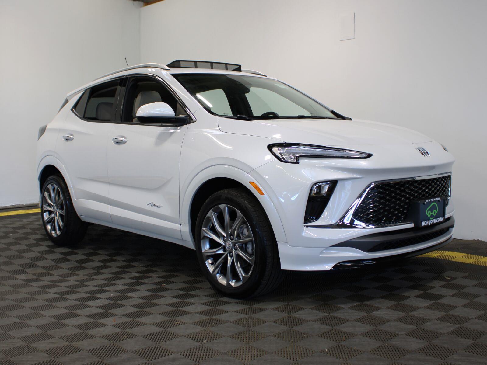 White Frost Tricoat 2024 Buick Encore GX SUV / Crossover All-Wheel Drive 9-Speed Automatic