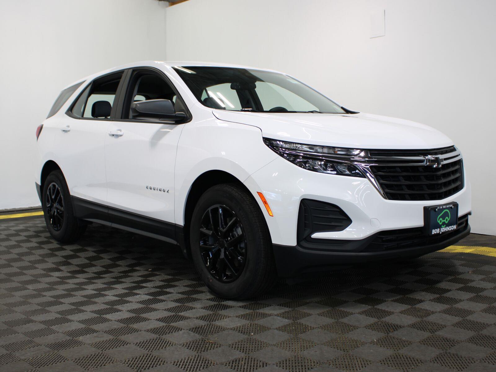 Summit White 2024 Chevrolet Equinox SUV / Crossover Front-Wheel Drive 6-Speed Automatic