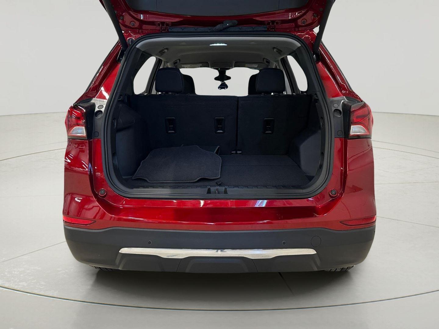 2024 Chevrolet Equinox LT - Photo 14