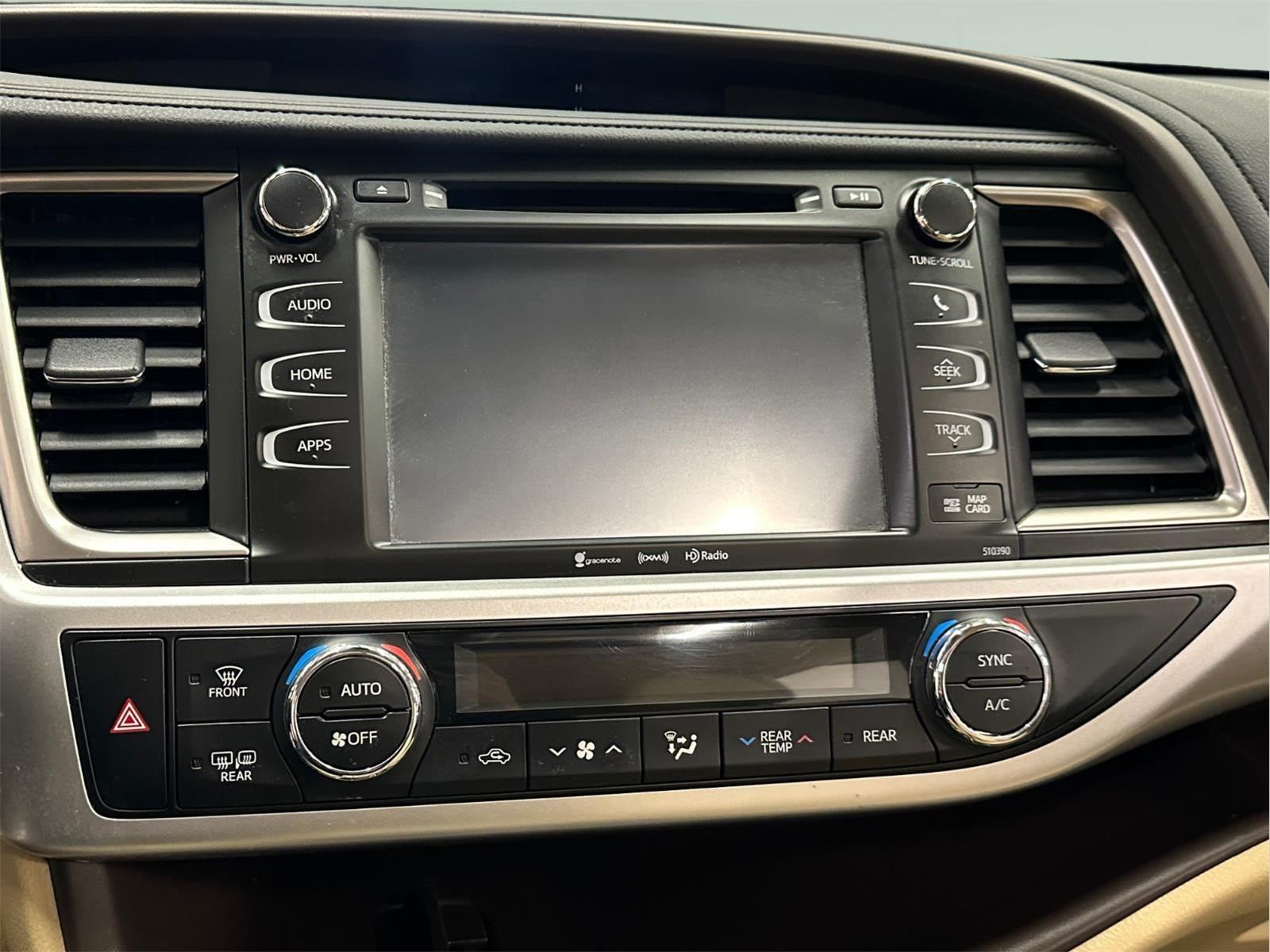 2019 Toyota Highlander XLE - Photo 20