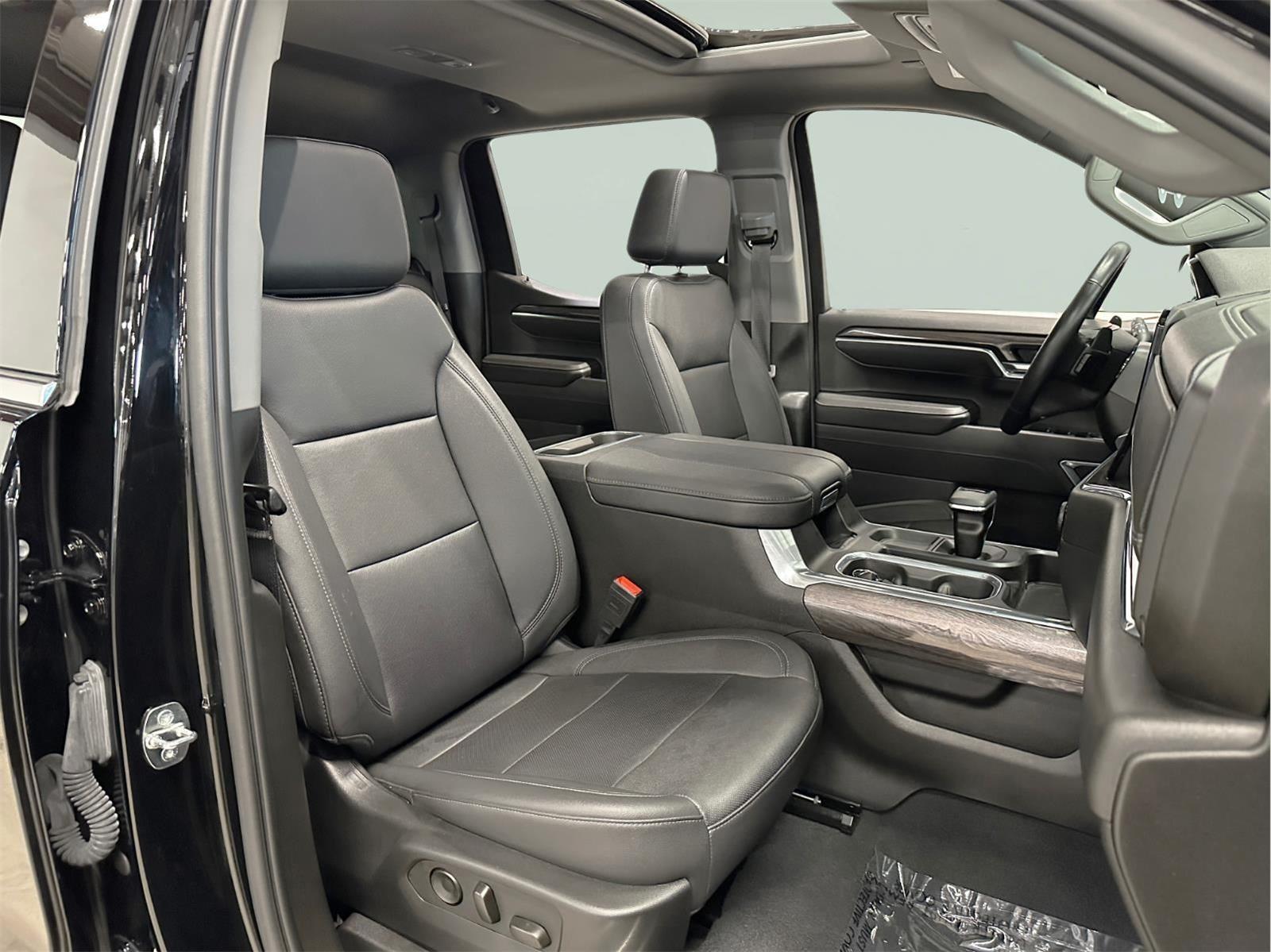 2023 Chevrolet Silverado 1500 LTZ - Photo 9