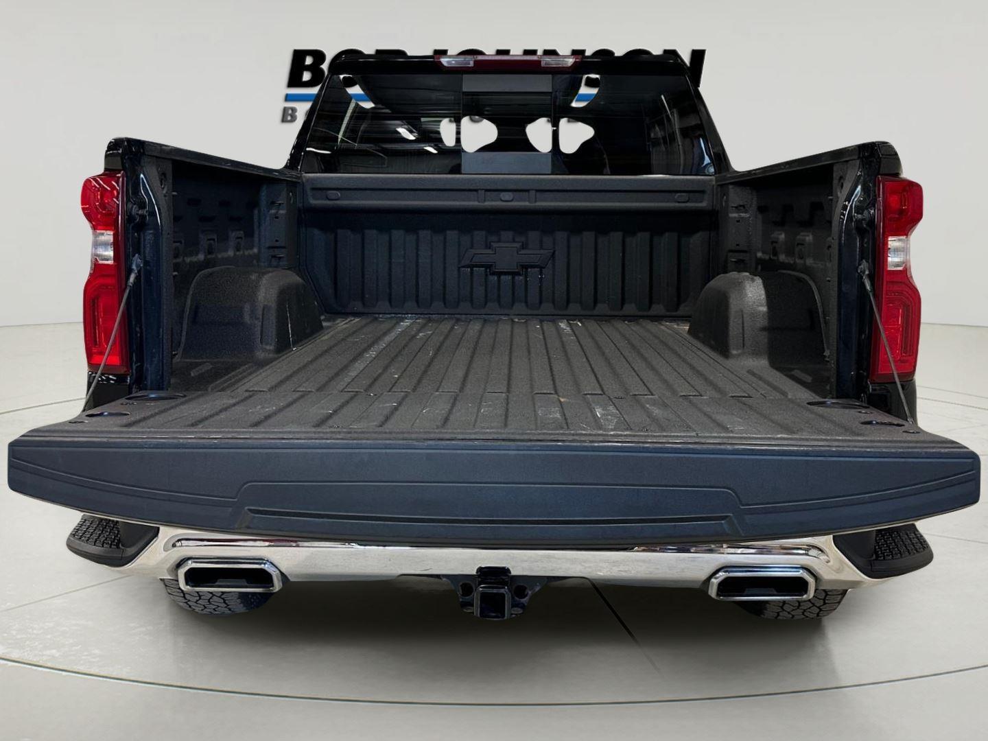 2023 Chevrolet Silverado 1500 LTZ - Photo 19