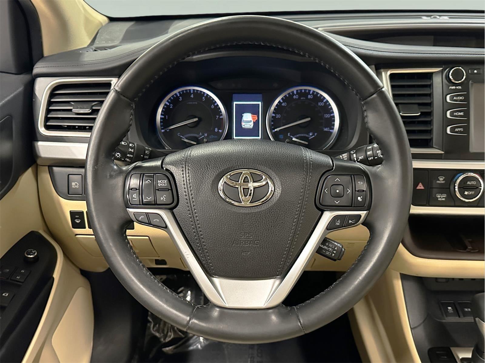 2019 Toyota Highlander XLE - Photo 11