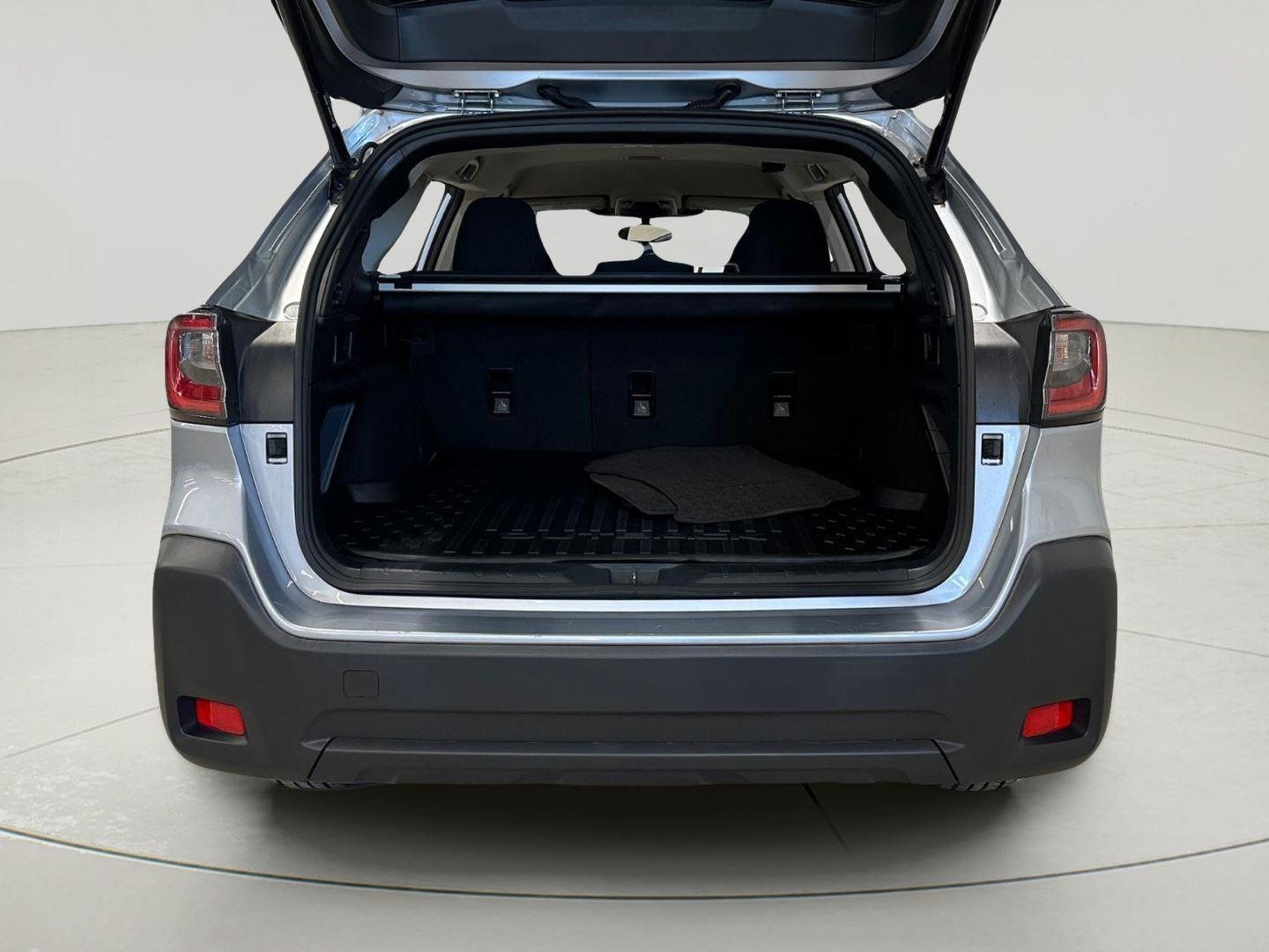 2023 Subaru Outback Premium - Photo 14