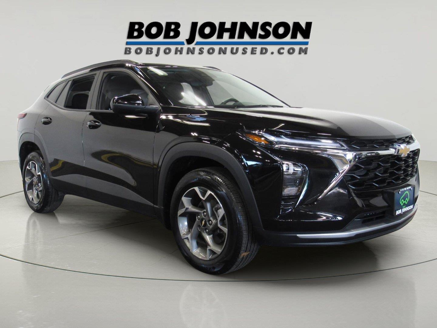 Mosaic Black Metallic 2026 Chevrolet Trax SUV / Crossover Front-Wheel Drive 6-Speed Automatic