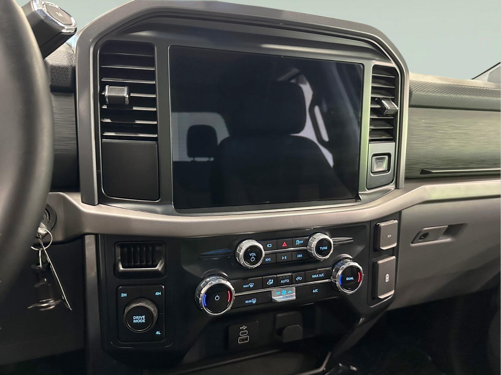 2025 Ford F-150 XLT - Photo 19