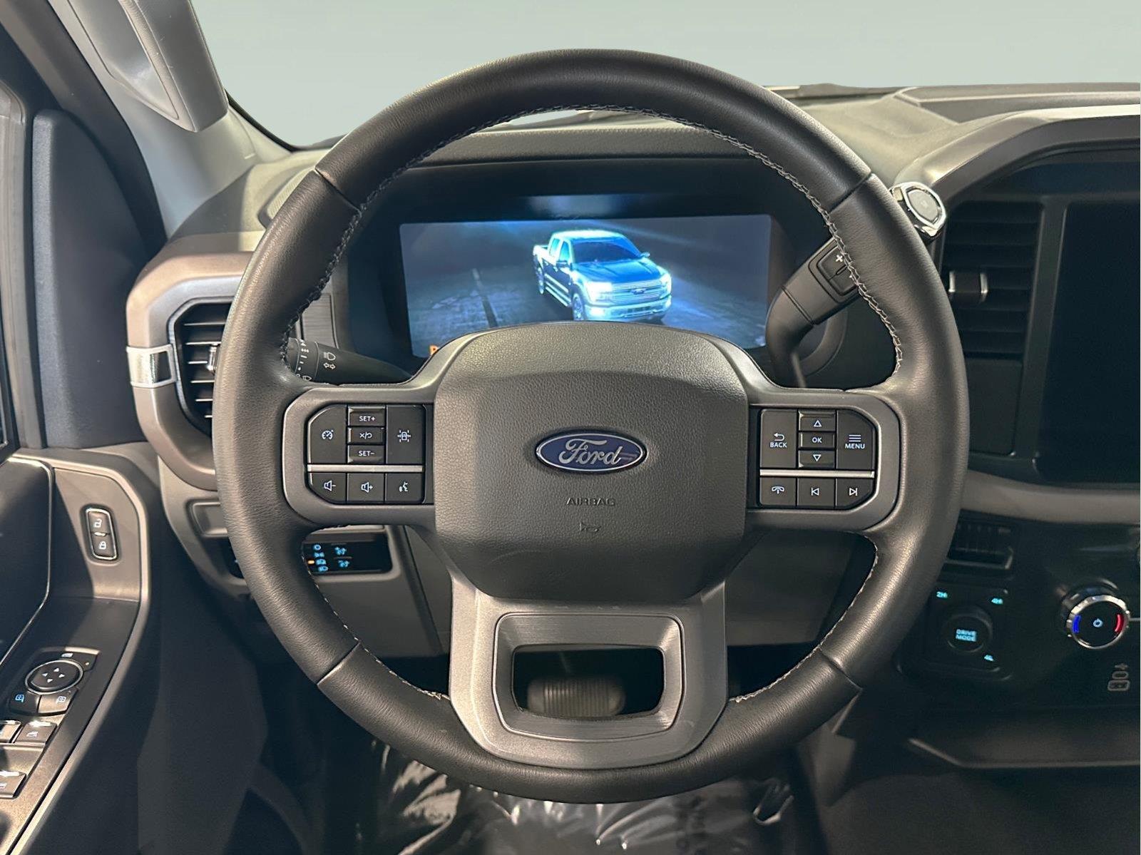 2025 Ford F-150 XLT - Photo 12