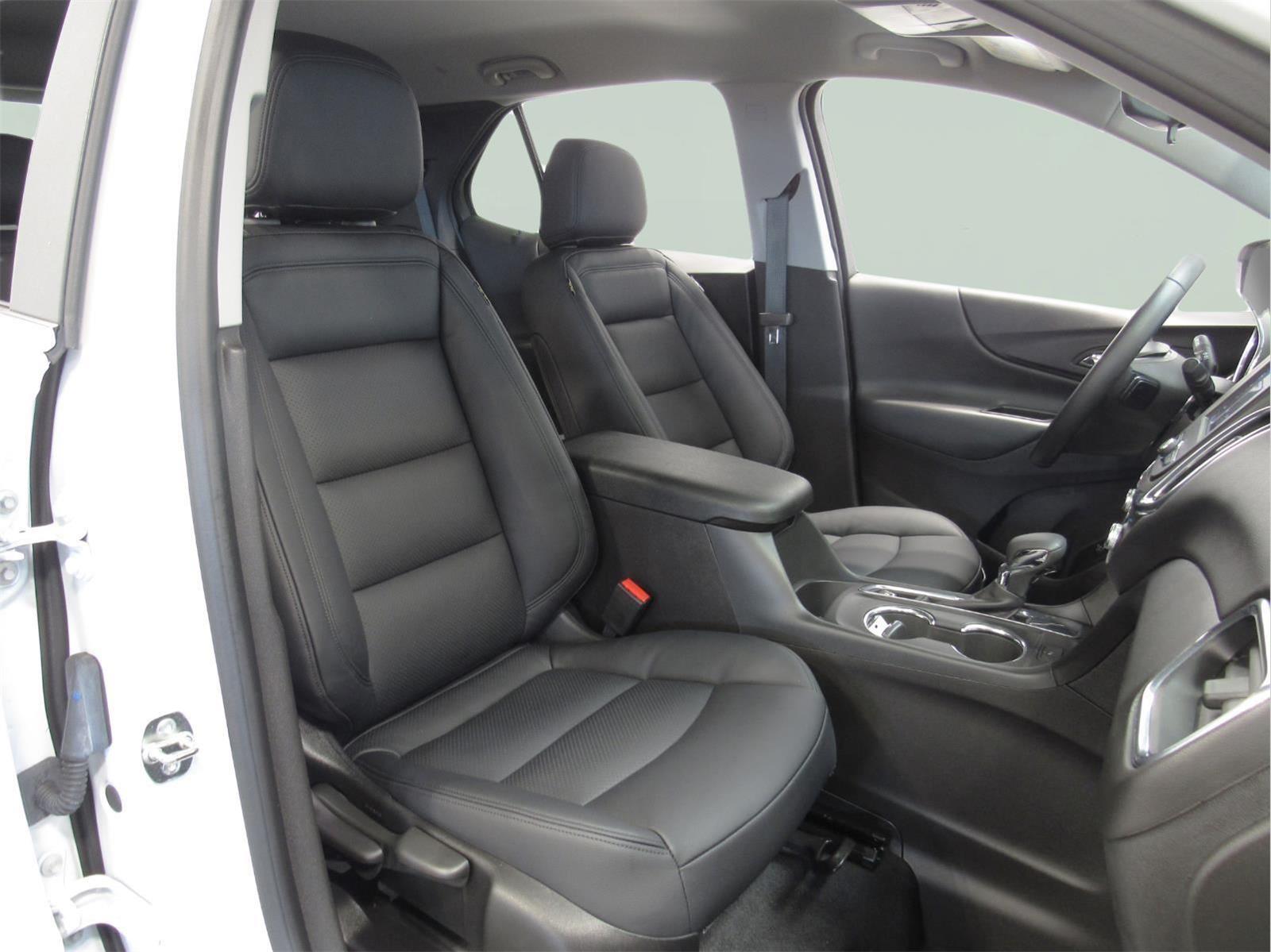 2023 Chevrolet Equinox LT - Photo 13