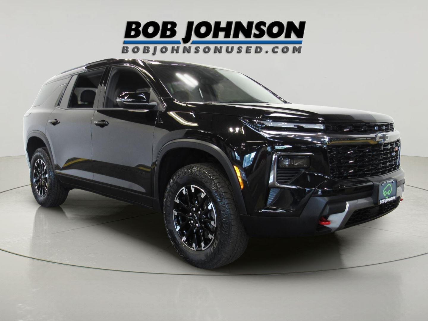 Mosaic Black Metallic 2024 Chevrolet Traverse SUV / Crossover Four-Wheel Drive 8-Speed Automatic