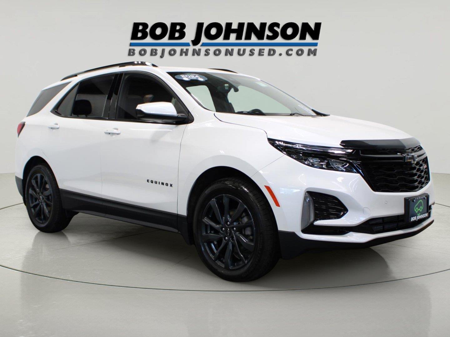 White (Iridescent Pearl Tricoat) 2024 Chevrolet Equinox SUV / Crossover Four-Wheel Drive 6-Speed Automatic