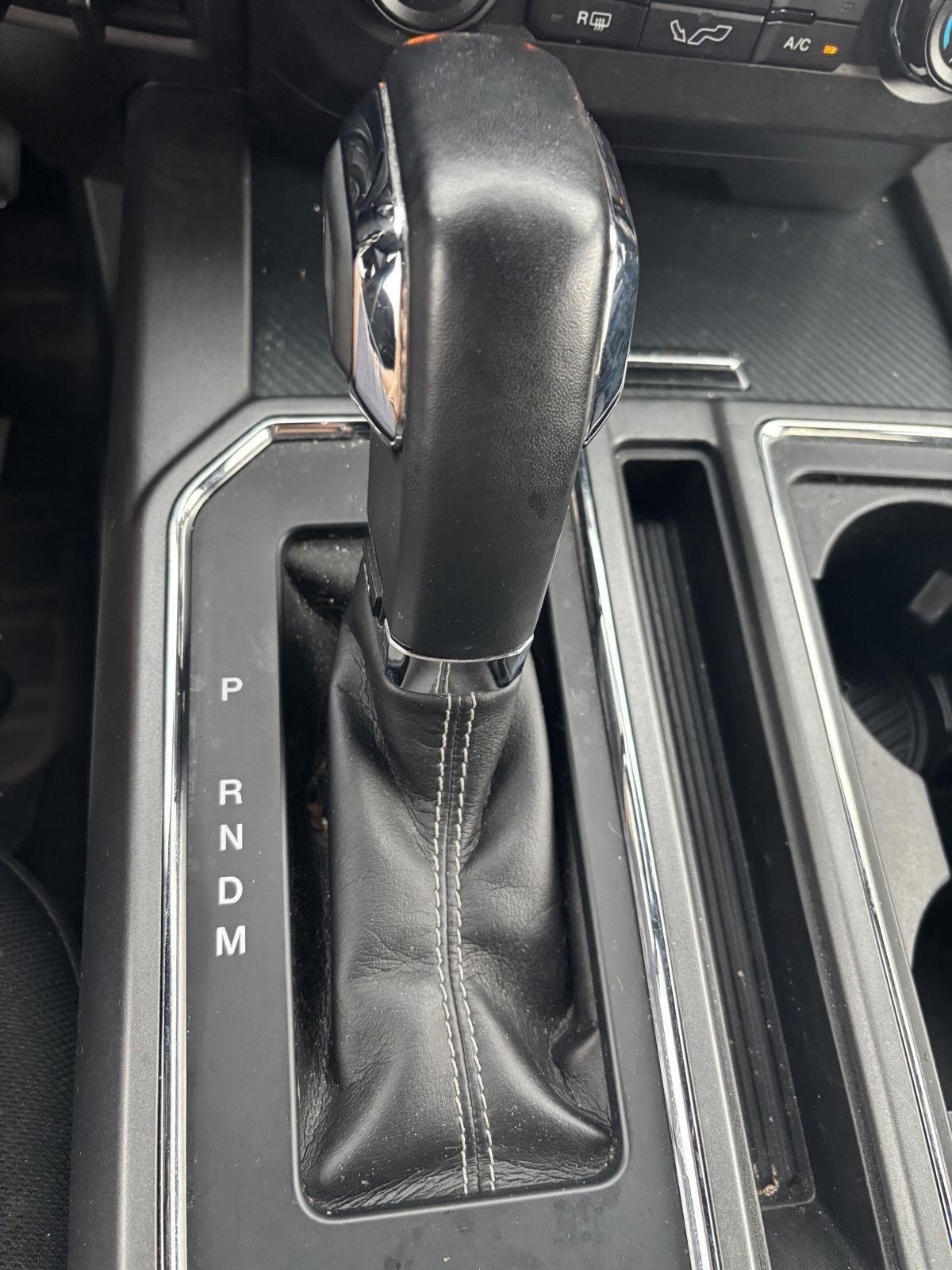 2020 Ford F-150 XLT - Photo 12