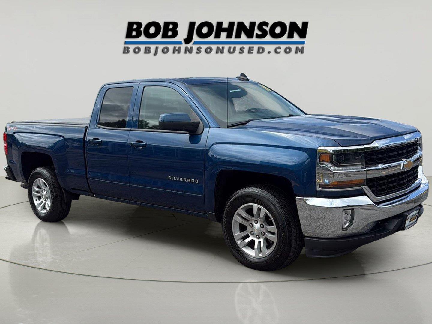 Deep Ocean Blue Metallic 2019 Chevrolet Silverado 1500 Pickup Truck Four-Wheel Drive 6-Speed Automatic