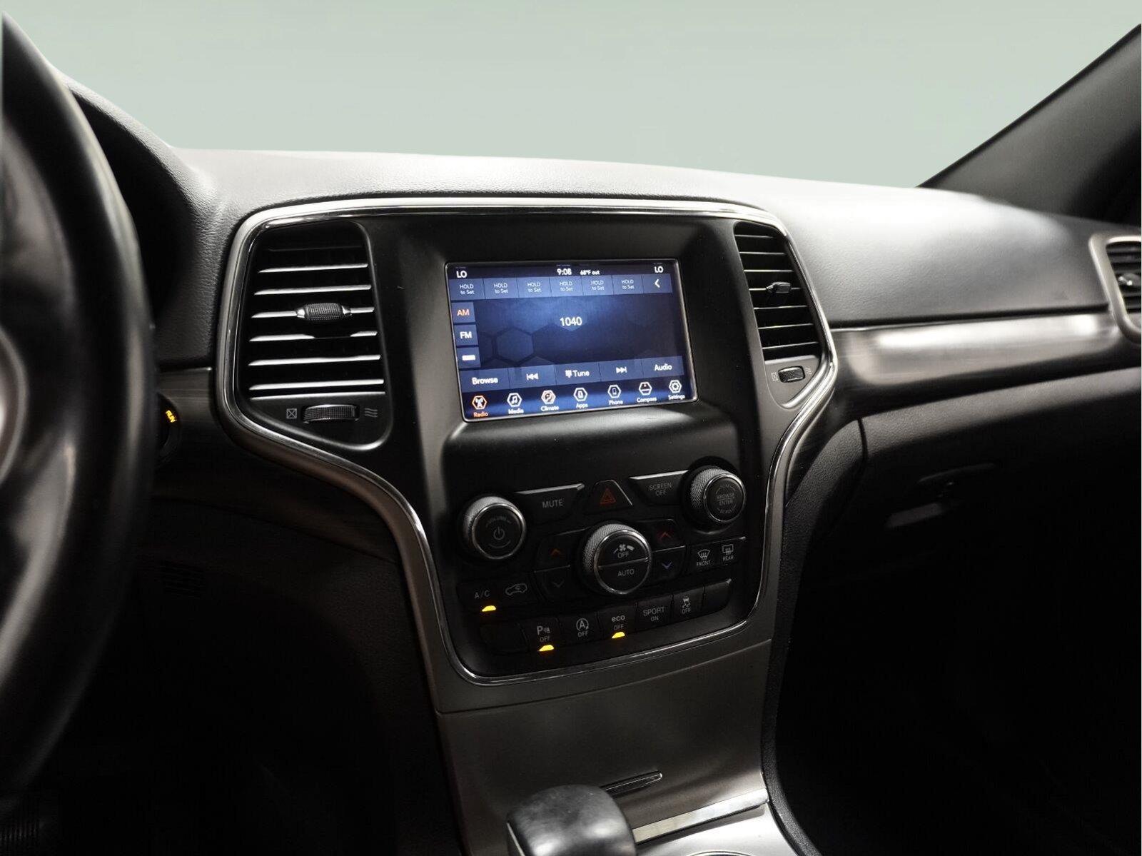 2020 Jeep Grand Cherokee Laredo E - Photo 18