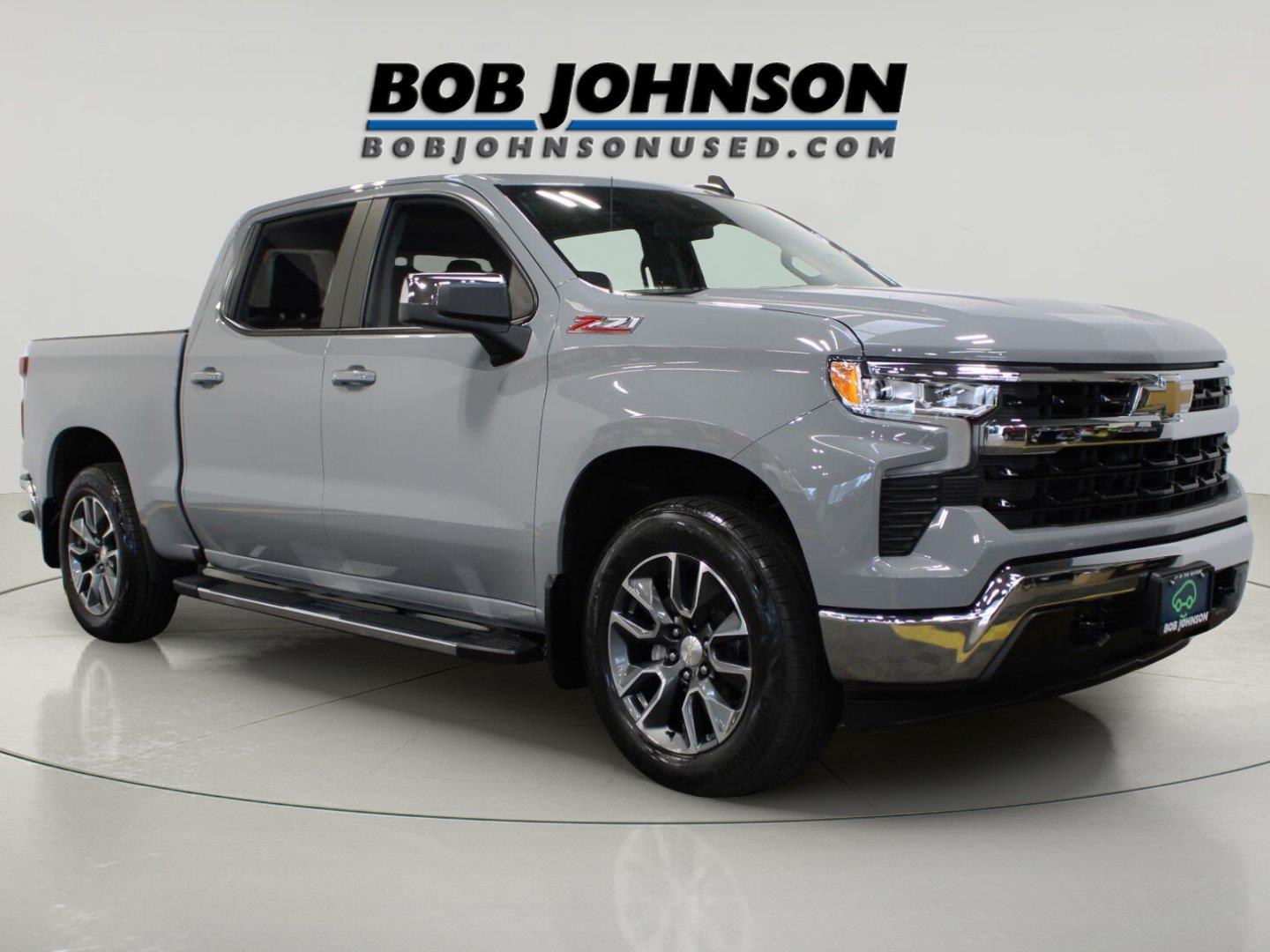 Slate Gray Metallic 2024 Chevrolet Silverado 1500 Pickup Truck Four-Wheel Drive Automatic