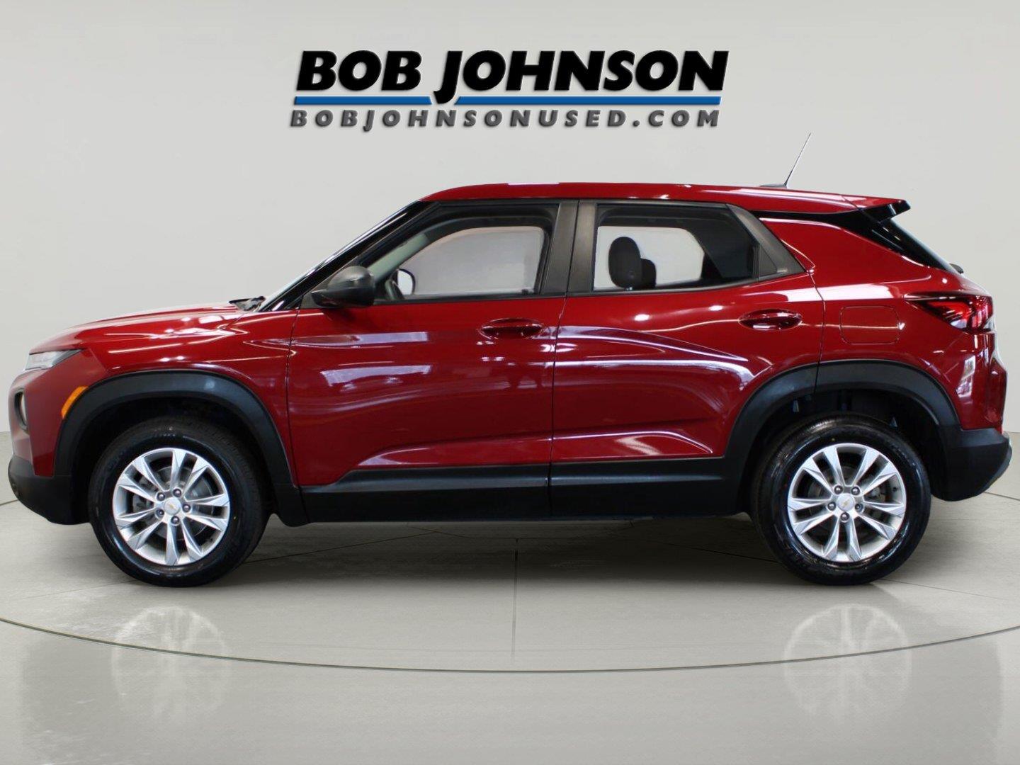 View vehicle photo 3