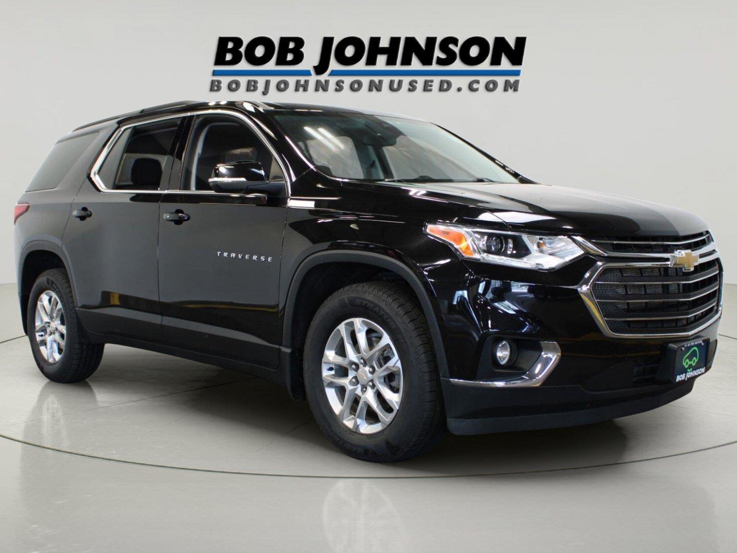 Mosaic Black Metallic 2021 Chevrolet Traverse SUV / Crossover Four-Wheel Drive 9-Speed Automatic