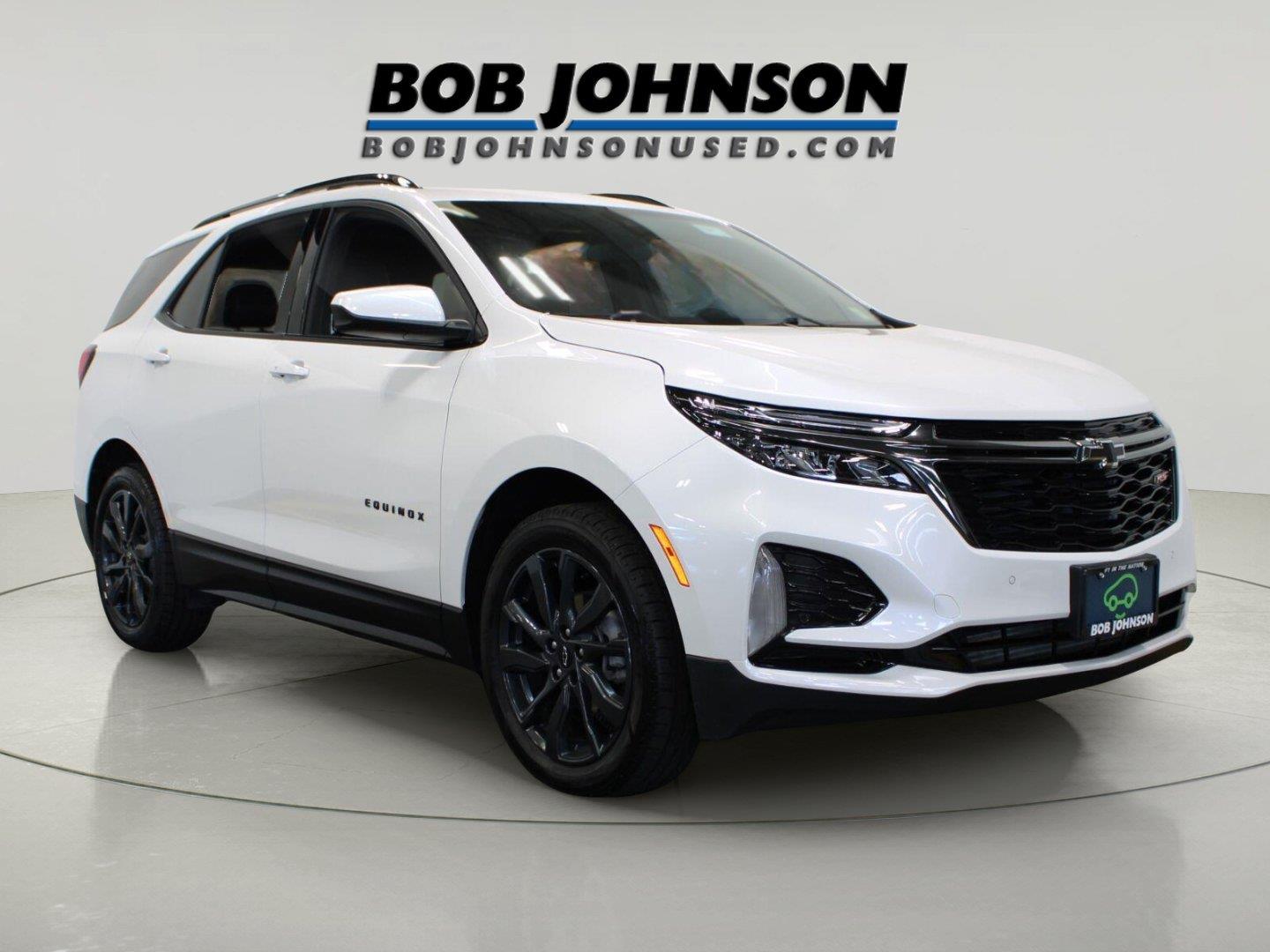 White (Iridescent Pearl Tricoat) 2022 Chevrolet Equinox SUV / Crossover Four-Wheel Drive 6-Speed Automatic