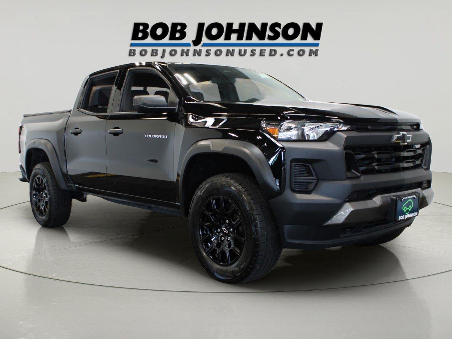 Black 2024 Chevrolet Colorado Pickup Truck Four-Wheel Drive 8-Speed Automatic