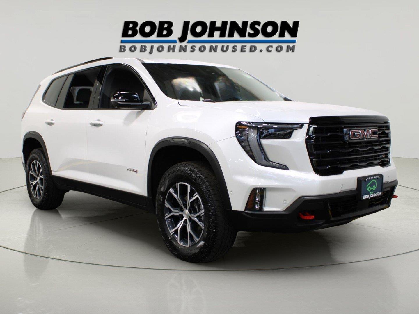 White Frost Tricoat 2025 GMC Acadia SUV / Crossover Four-Wheel Drive 8-Speed Automatic
