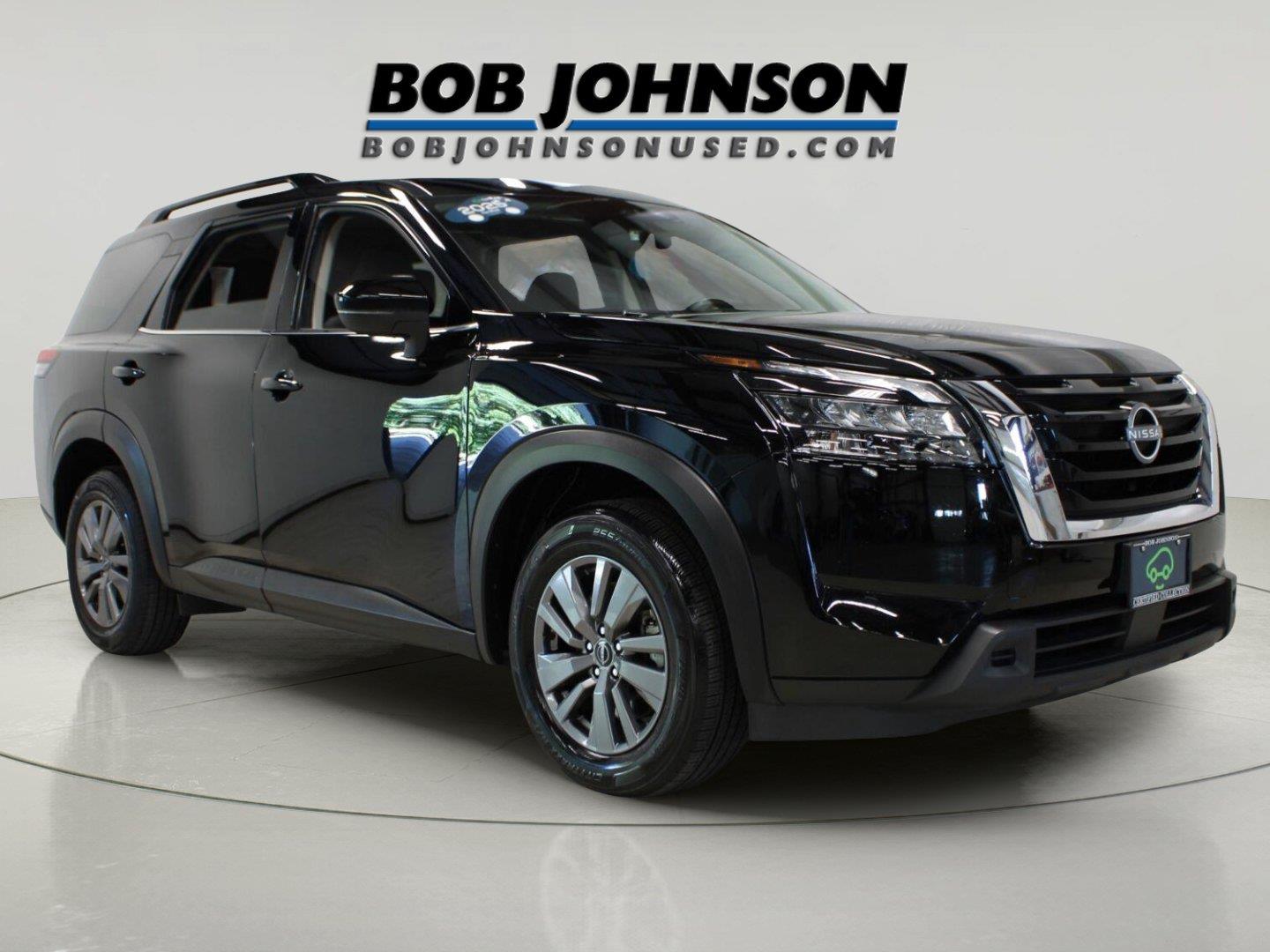 Super Black 2025 Nissan Pathfinder SUV / Crossover All-Wheel Drive Automatic