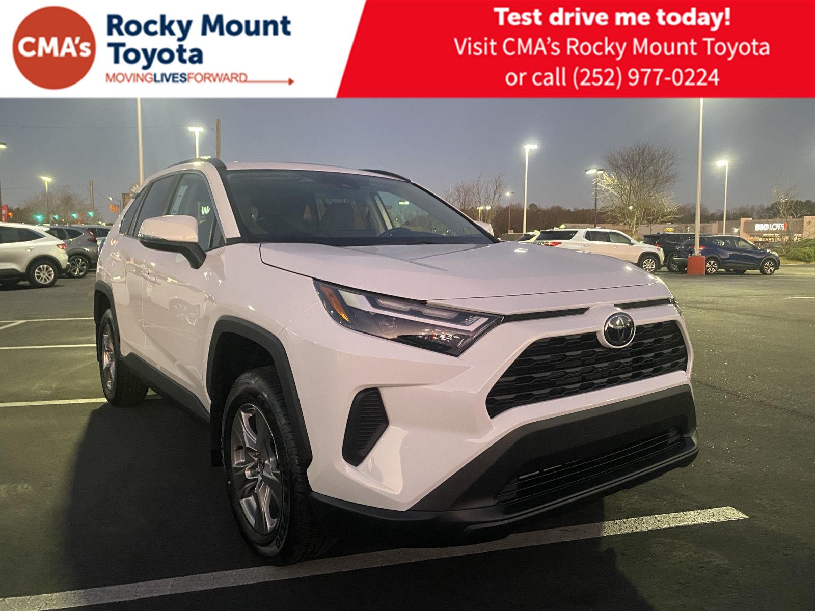 2025 Toyota RAV4 XLE FWD