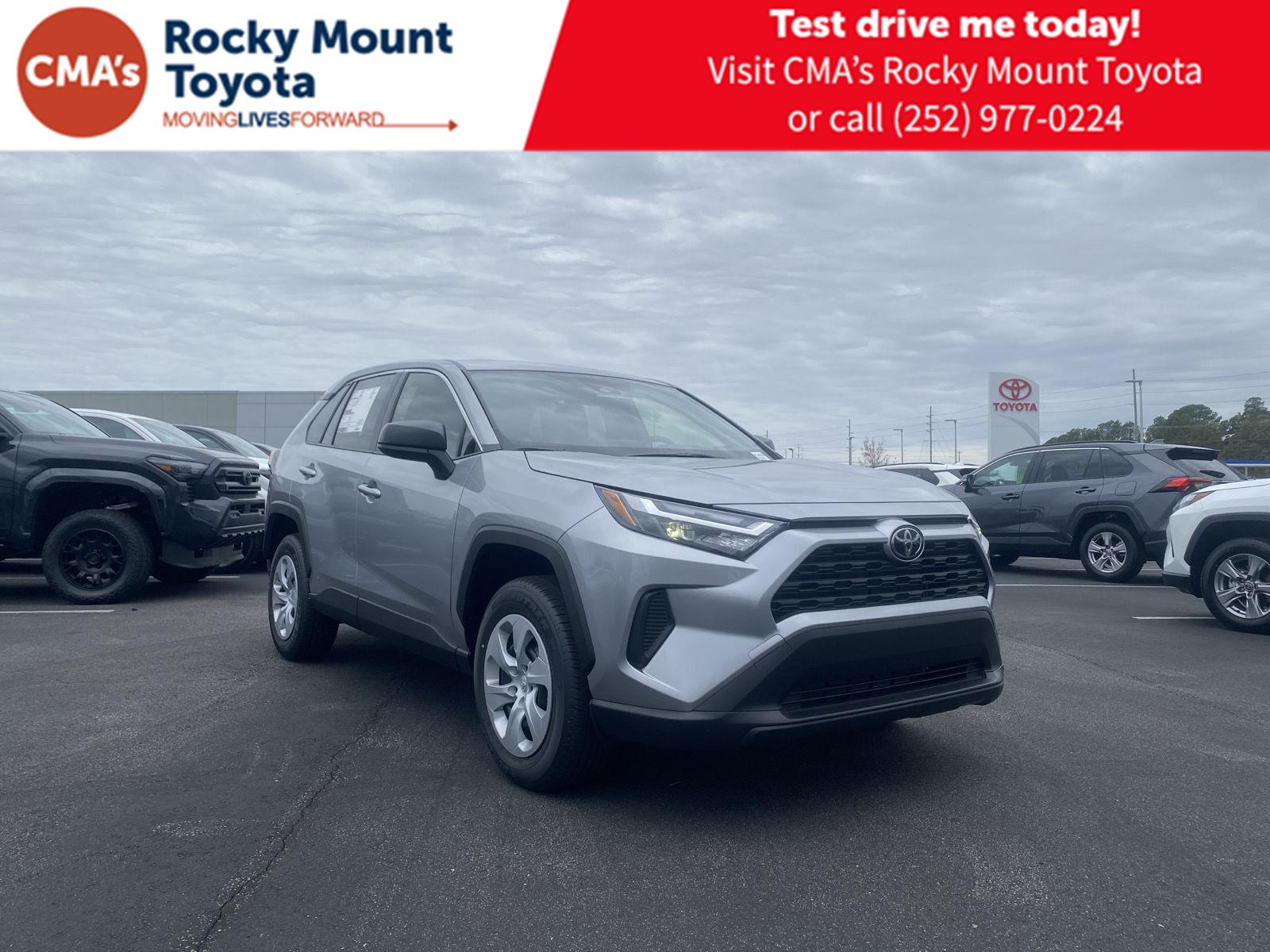 2025 Toyota RAV4 LE FWD