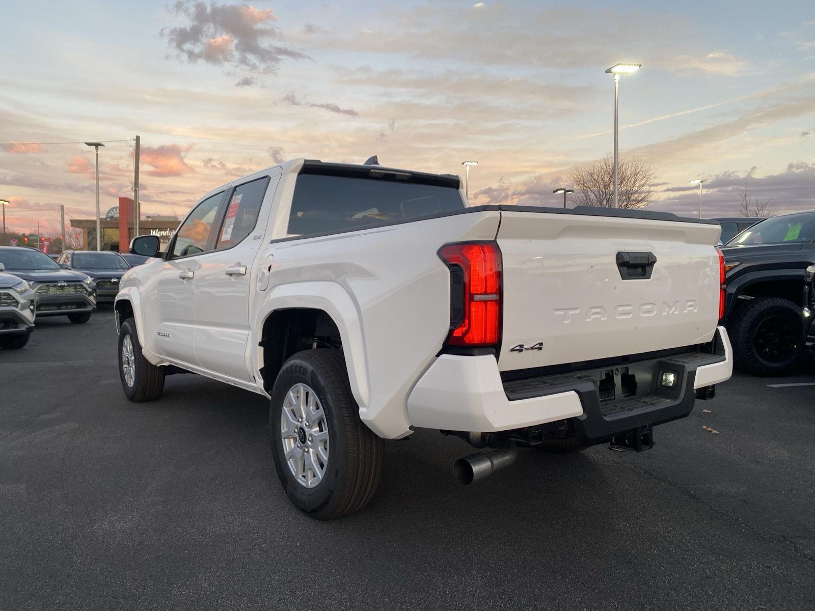 View vehicle photo 5