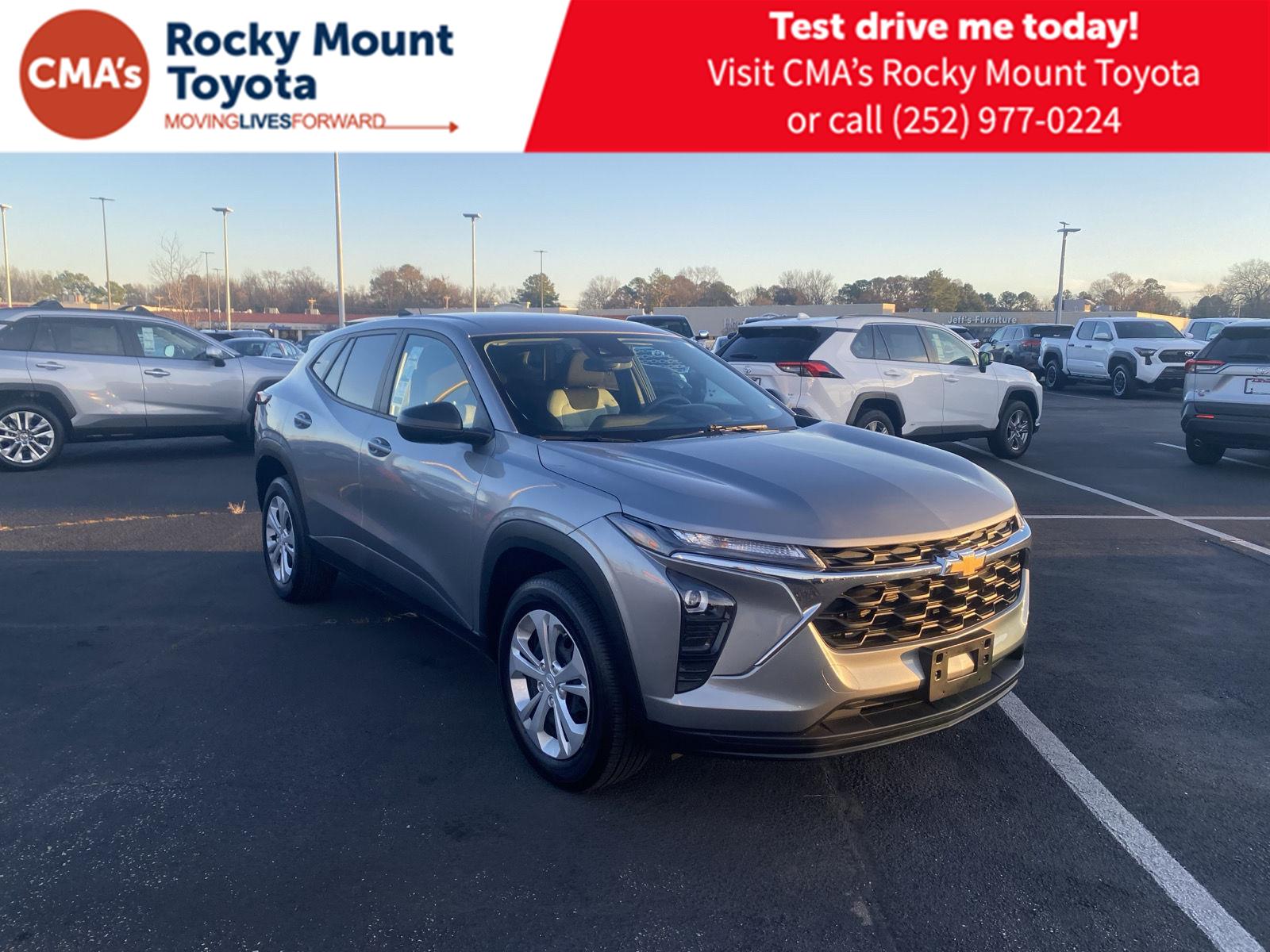 2025 Chevrolet Trax LS FWD