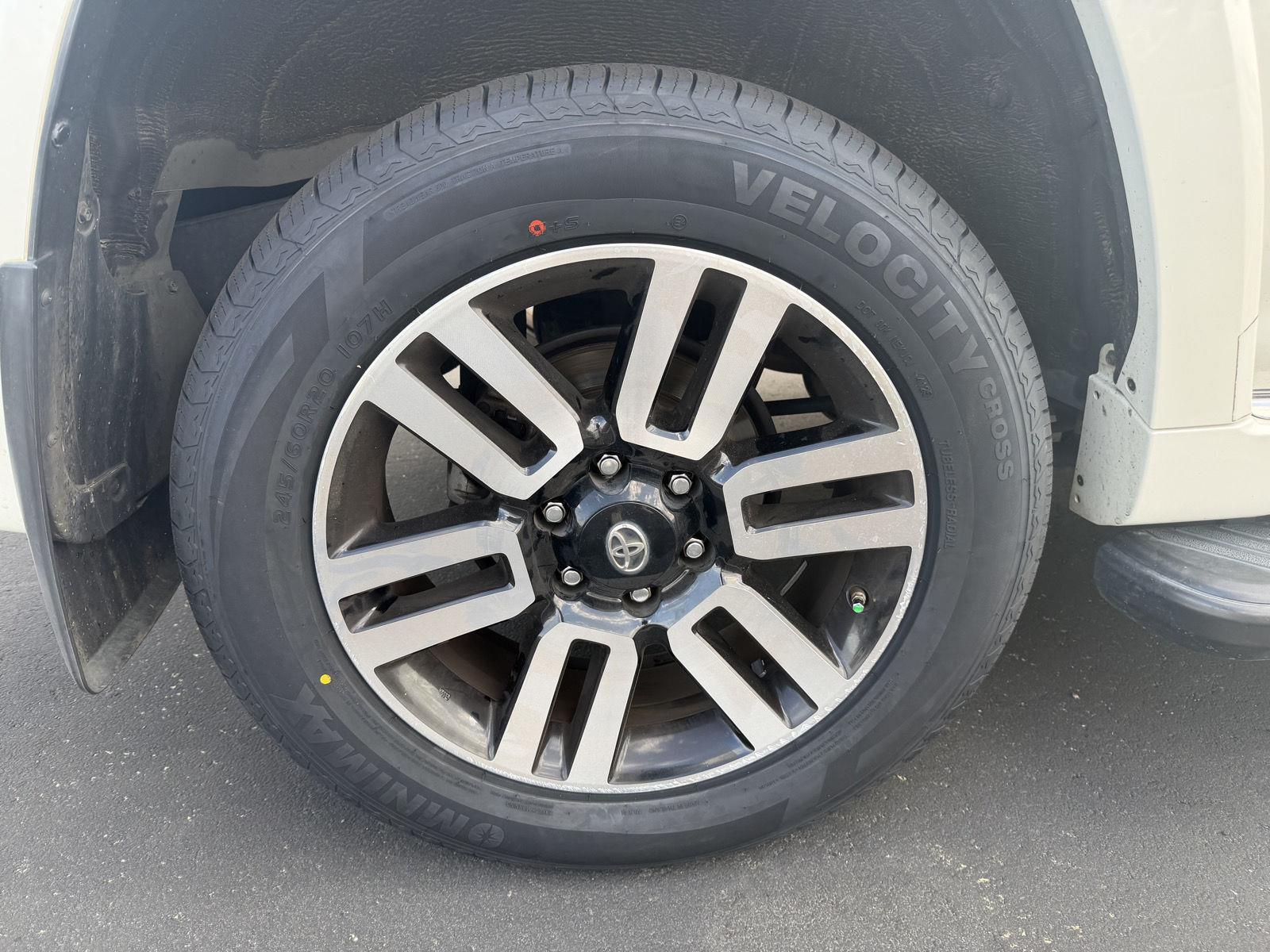 View vehicle photo 7