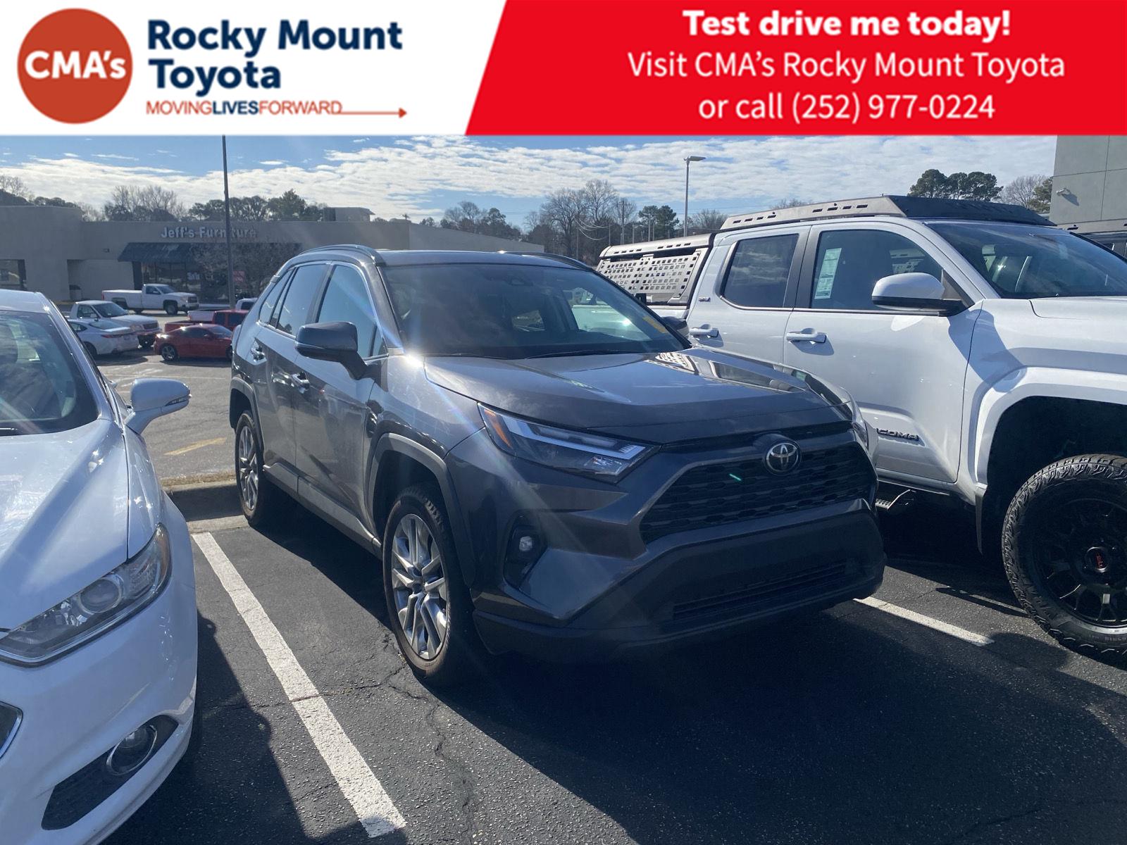 2023 Toyota RAV4 XLE Premium FWD