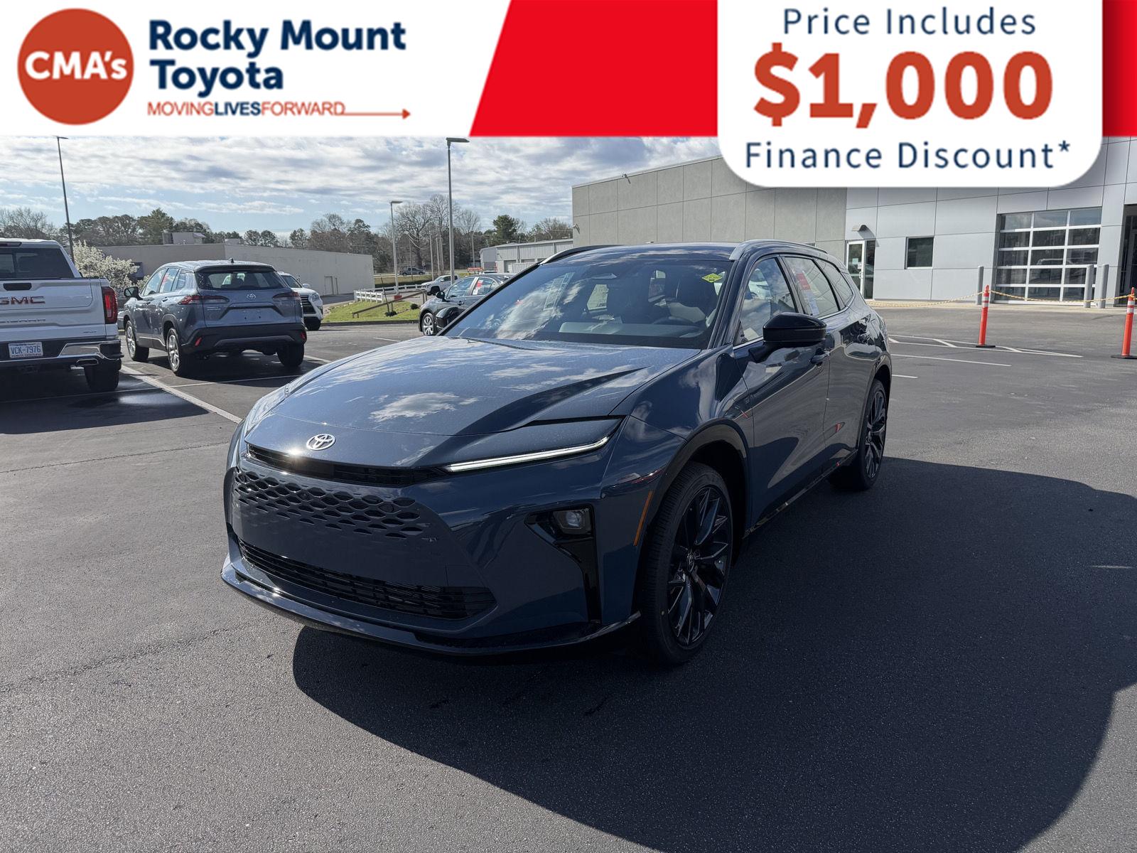 View vehicle photo 3