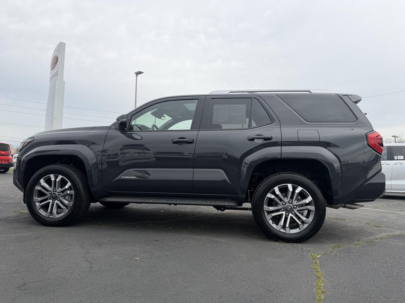 View vehicle photo 4