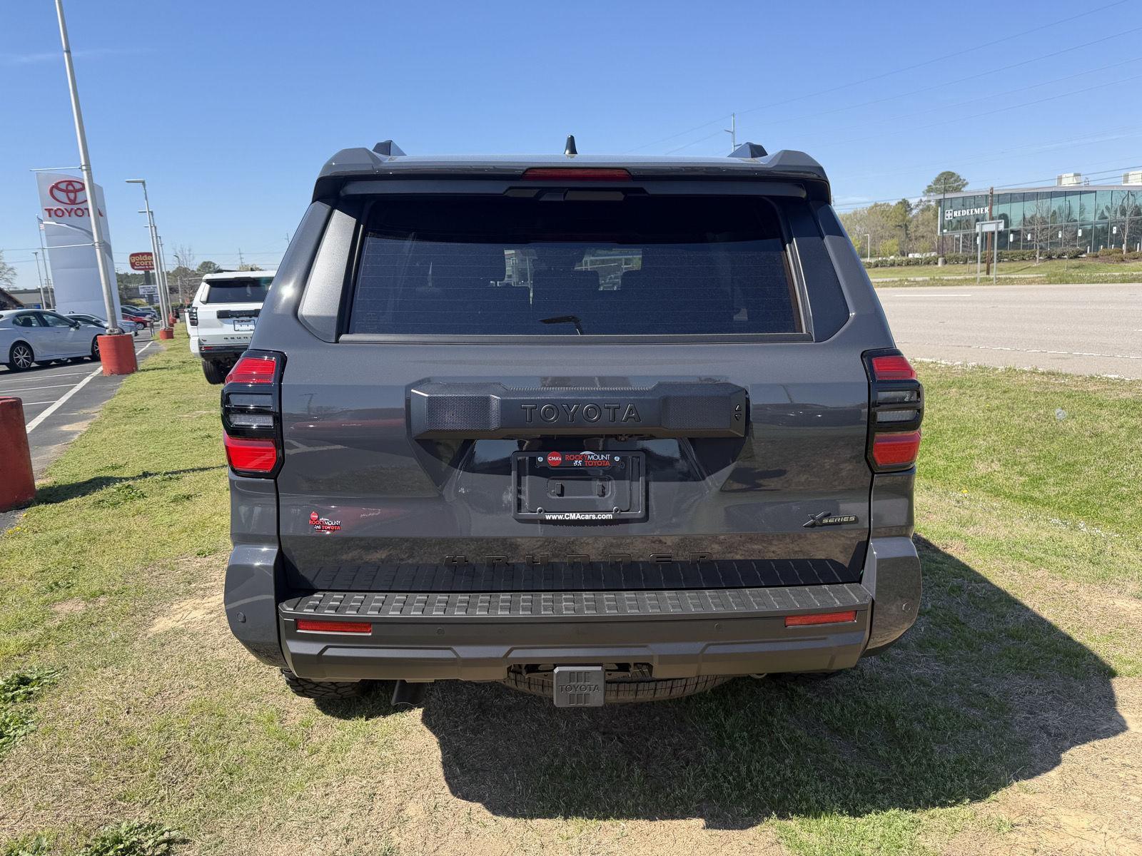 View vehicle photo 6