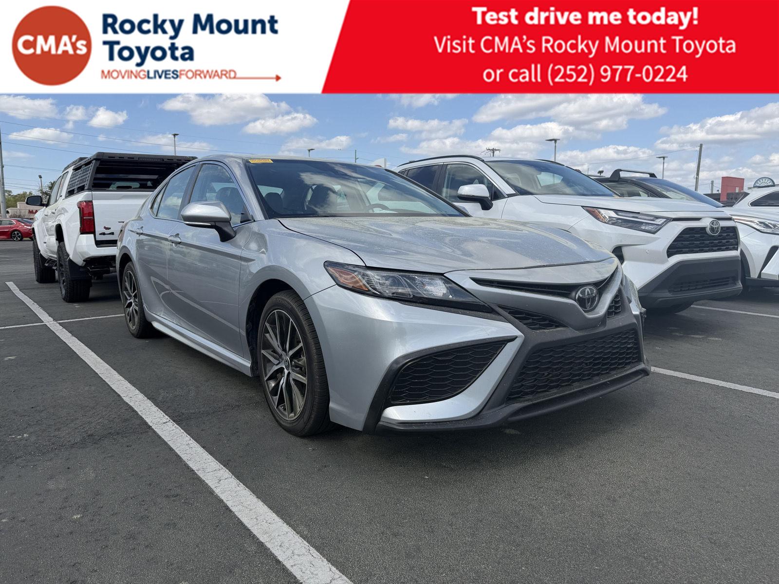 2023 Toyota Camry SE FWD