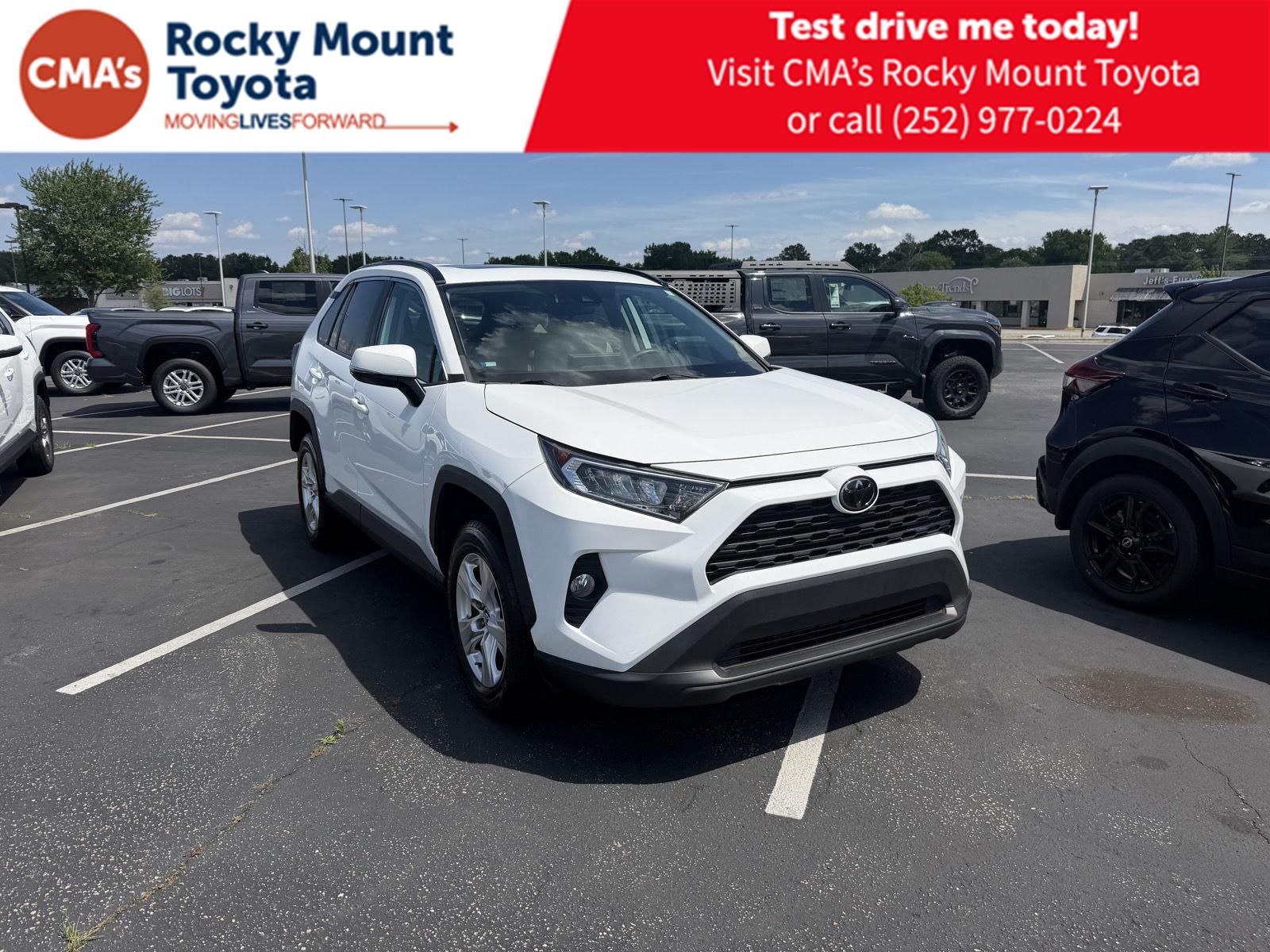 Super White 2021 Toyota RAV4 XLE FWD SUV / Crossover Front-Wheel Drive 8-Speed Automatic