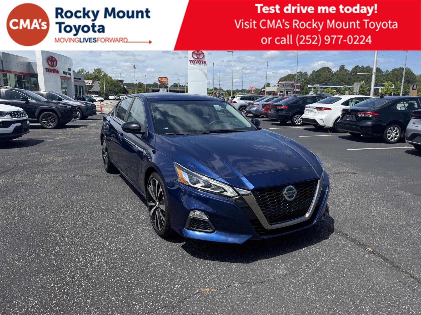 Deep Blue Pearl 2019 Nissan Altima Sedan Front-Wheel Drive Continuously Variable Transmission