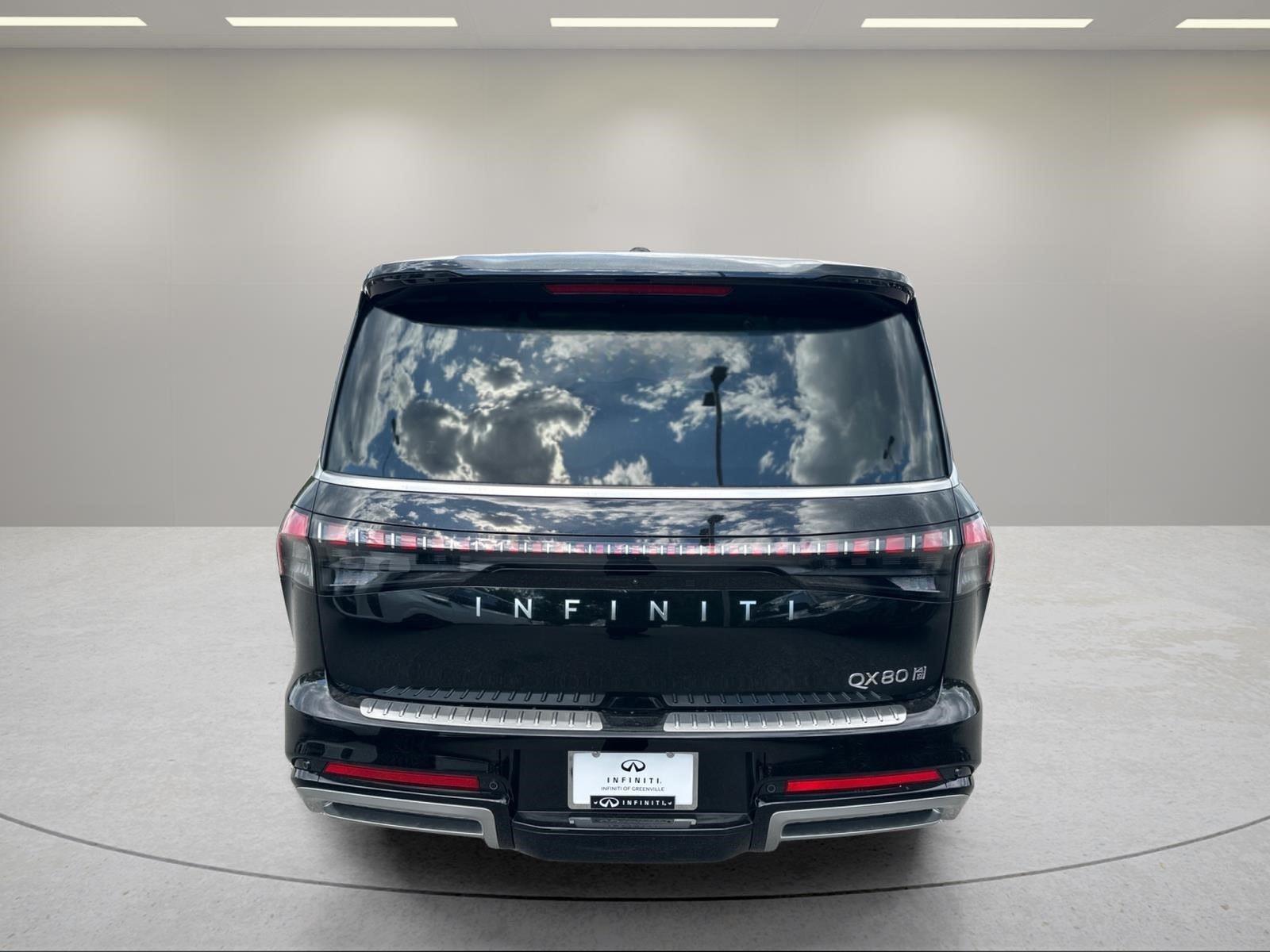 New 2026 Black Obsidian INFINITI LUXE image 4