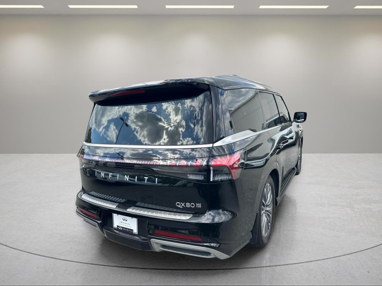 New 2026 Black Obsidian INFINITI LUXE image 7