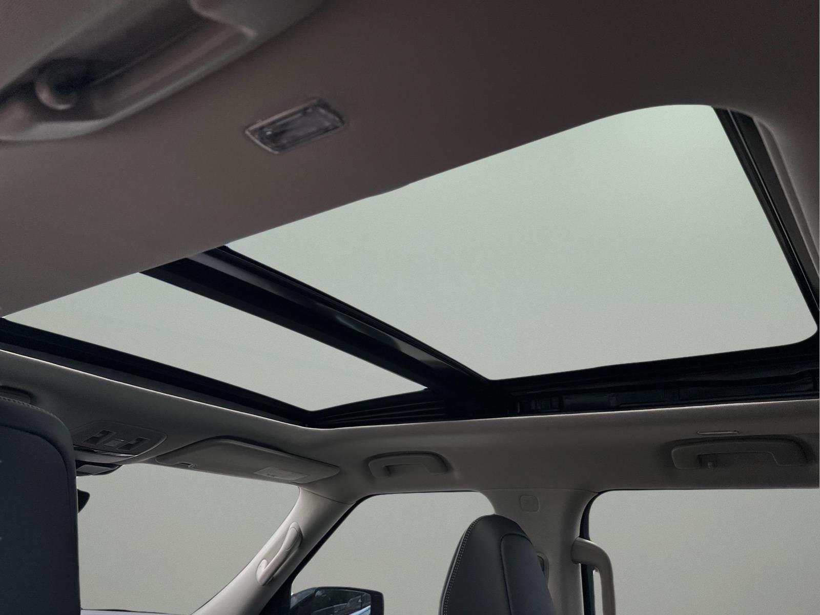 New 2026 Black Obsidian INFINITI LUXE image 20