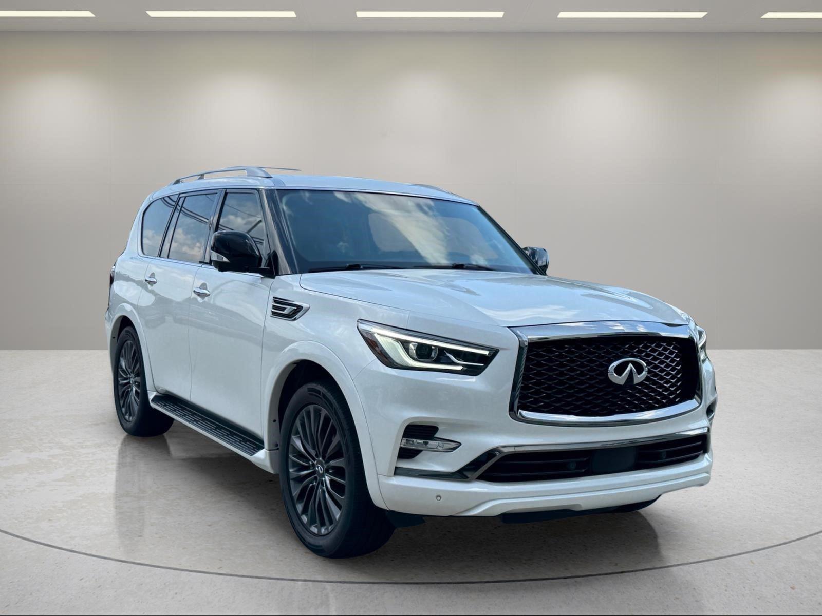 Used 2023 Moonstone White INFINITI PREMIUM SELECT image 7