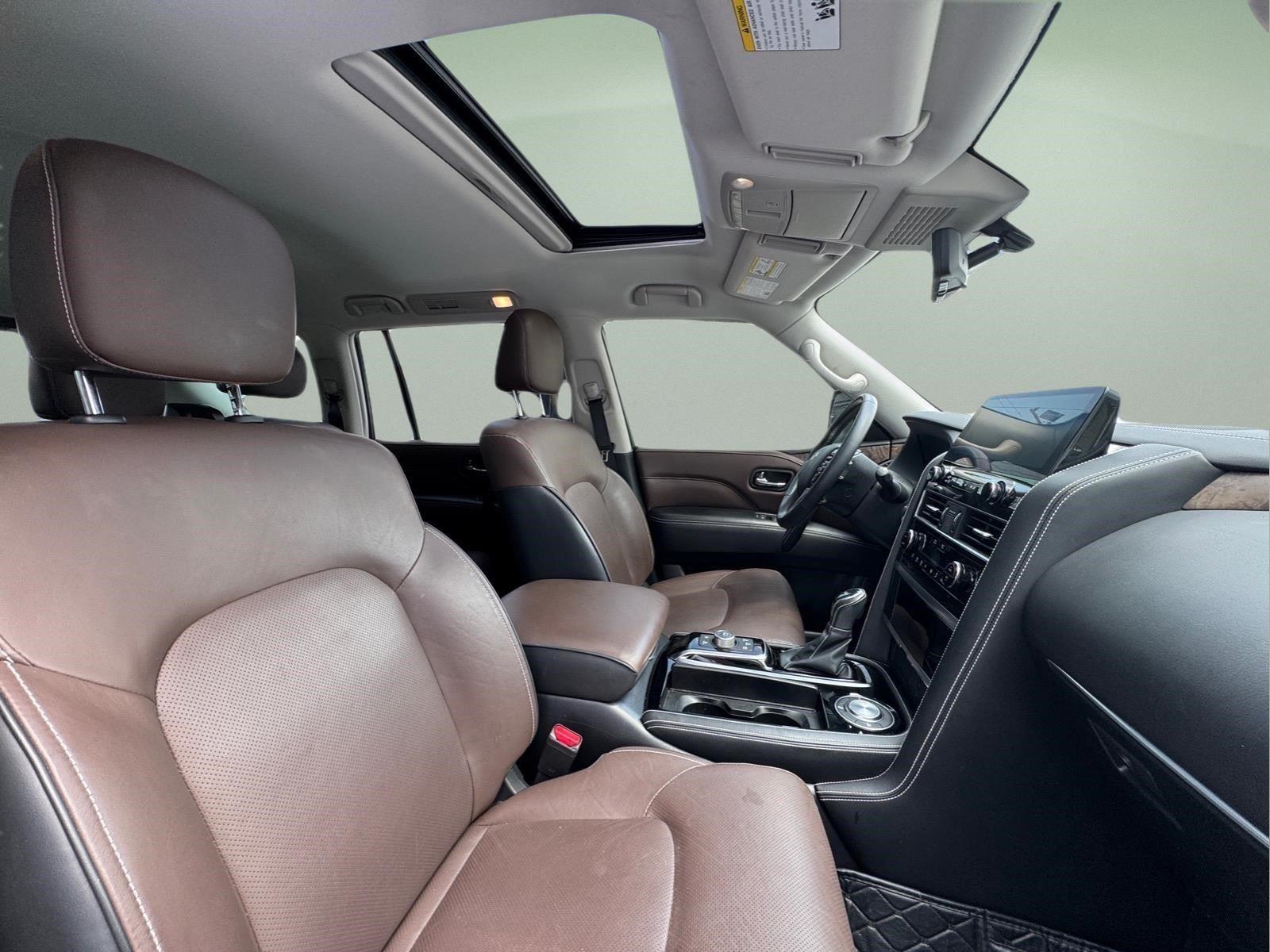 Used 2023 Moonstone White INFINITI PREMIUM SELECT image 20