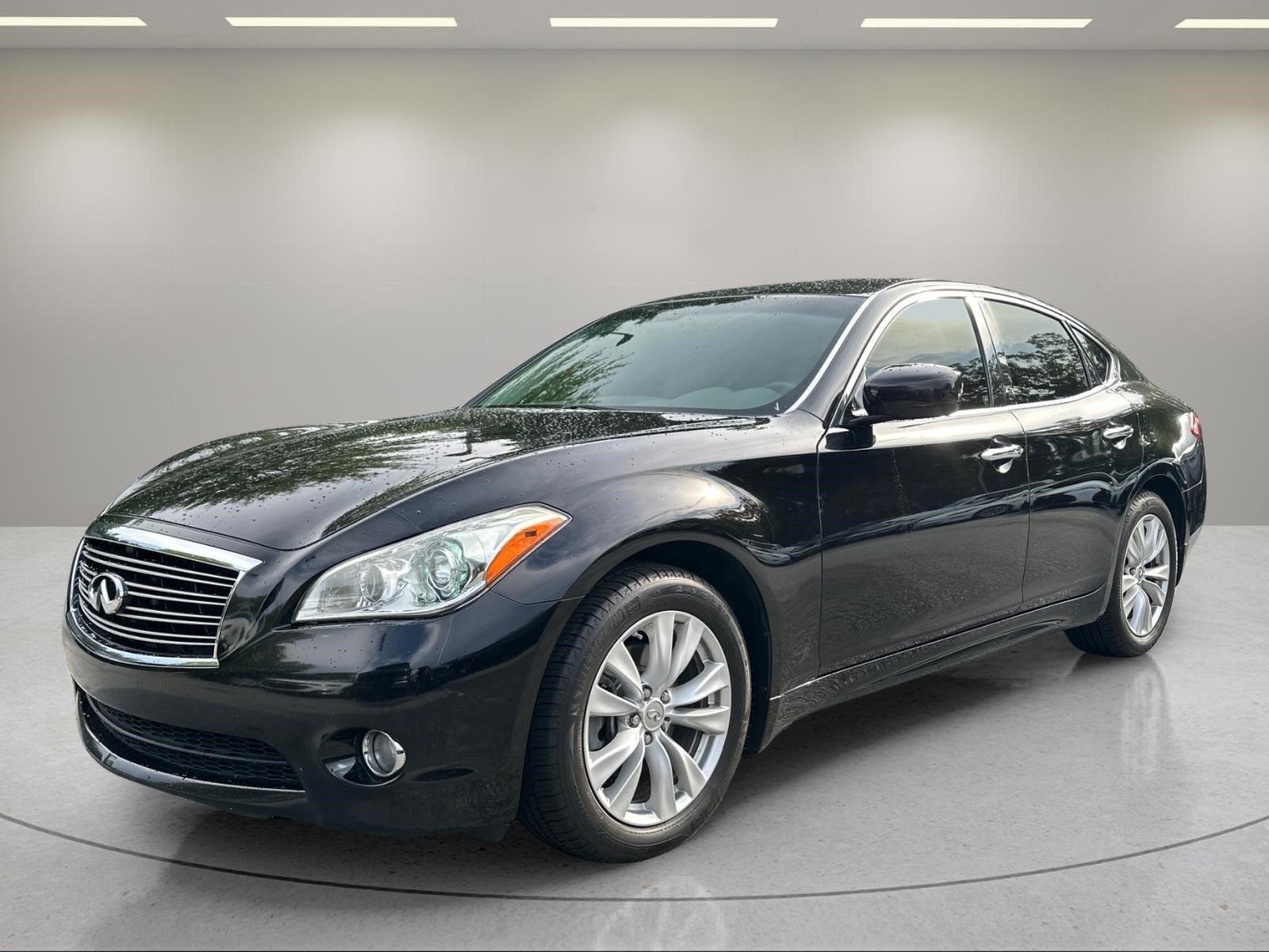 2011 INFINITI M37 RWD
