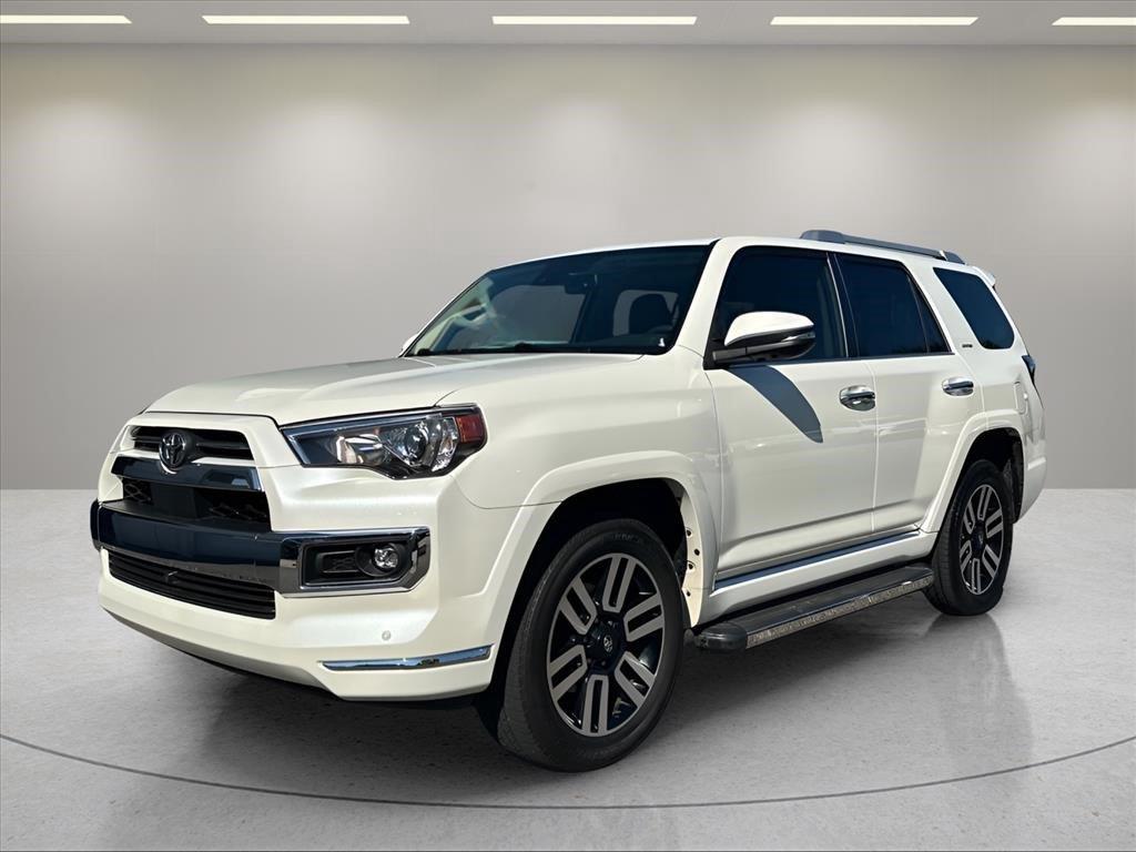 White (Blizzard Pearl) 2022 Toyota 4Runner SUV / Crossover All-Wheel Drive Automatic