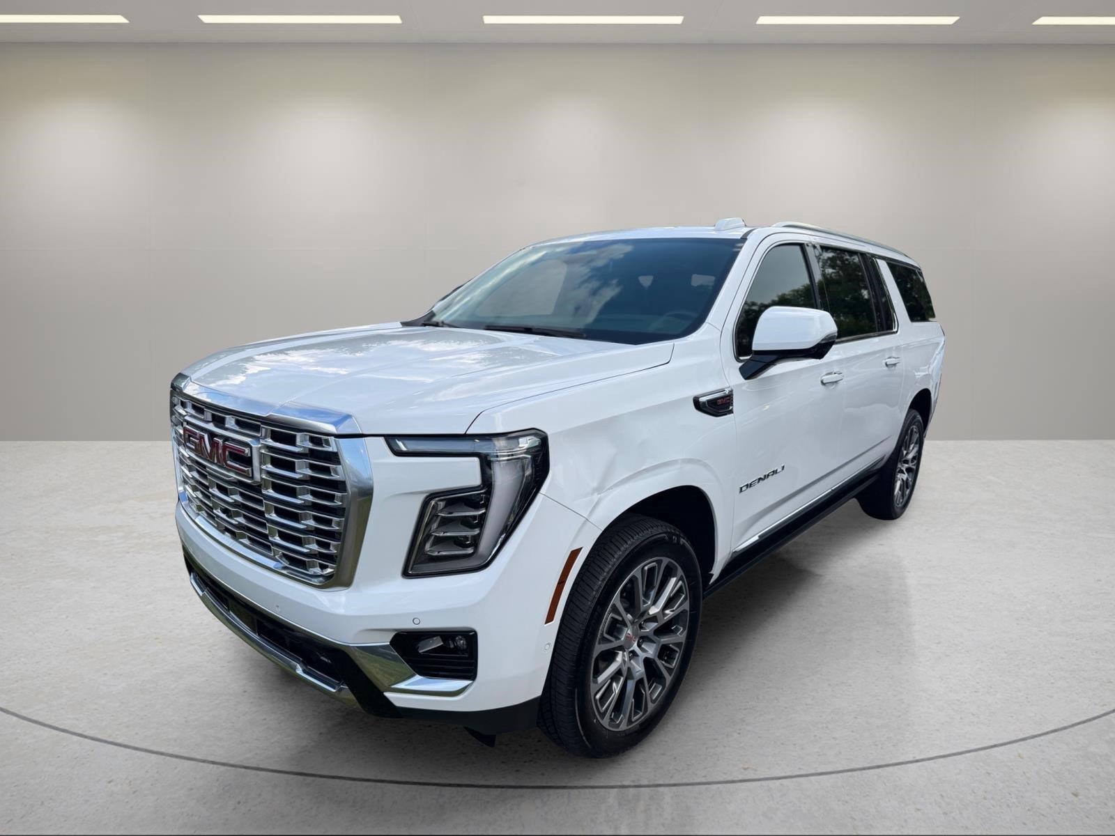 Summit White 2026 GMC Yukon XL SUV / Crossover Four-Wheel Drive Automatic