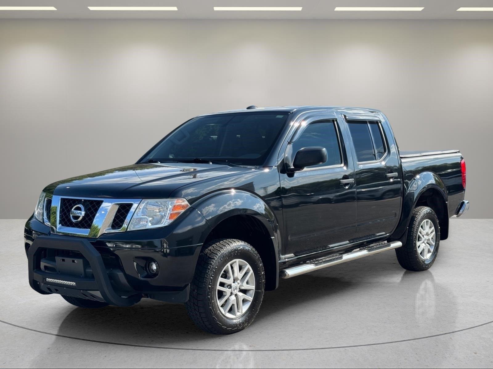Gray (Magnetic Black) 2018 Nissan Frontier Pickup Truck Four-Wheel Drive Automatic
