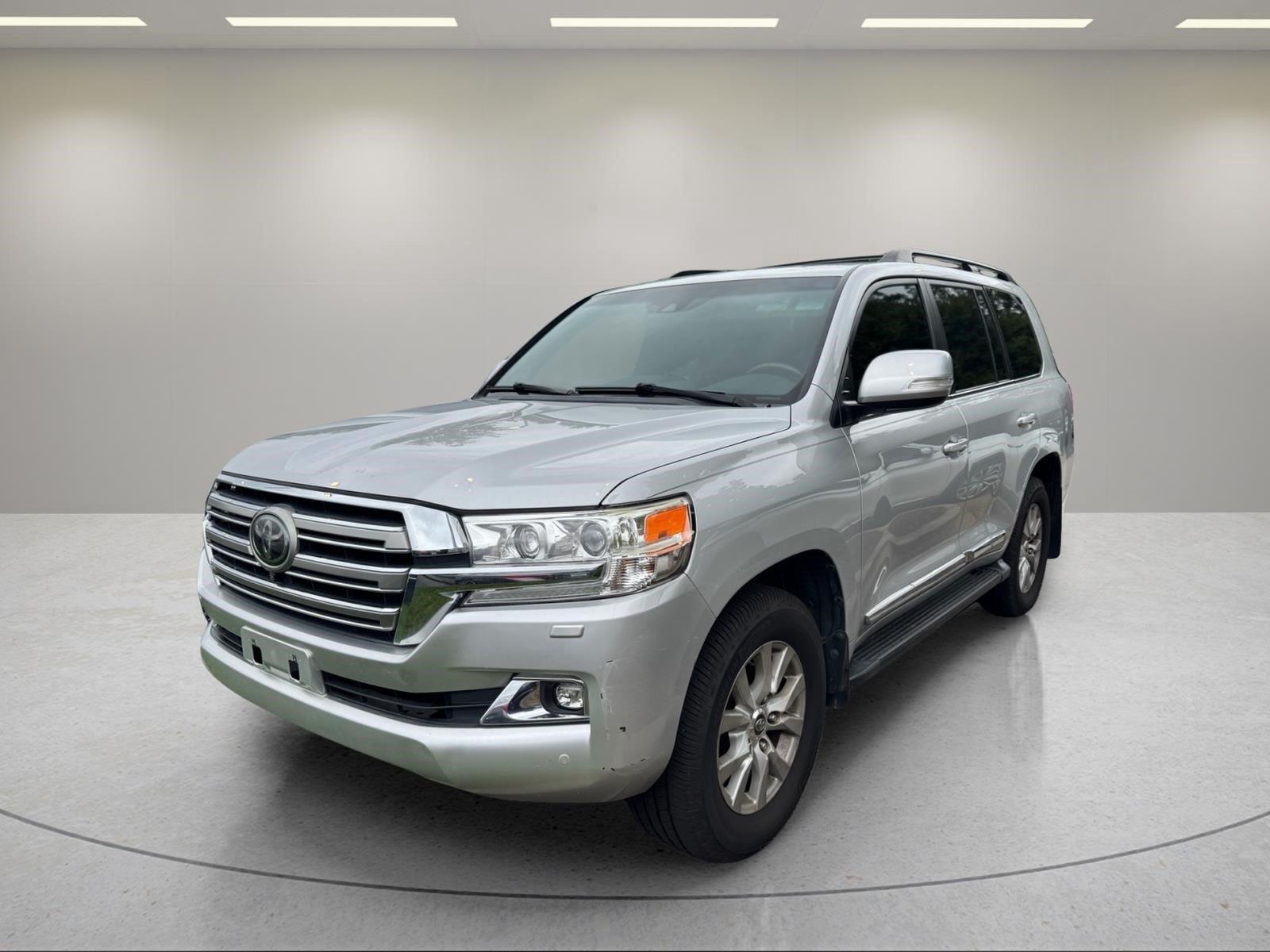 Classic Silver Metallic 2016 Toyota Land Cruiser SUV / Crossover All-Wheel Drive Automatic