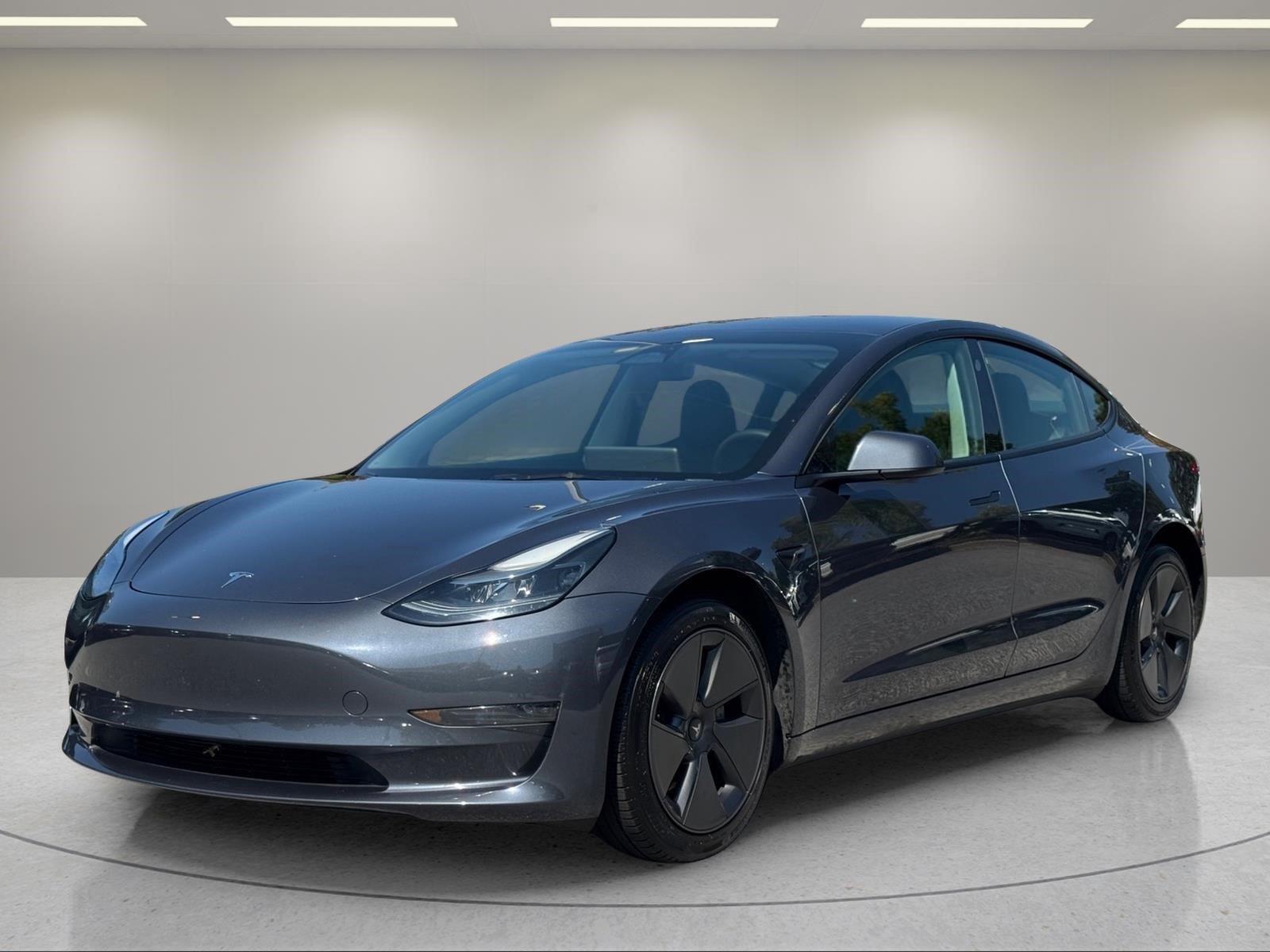2023 Tesla Model 3 RWD