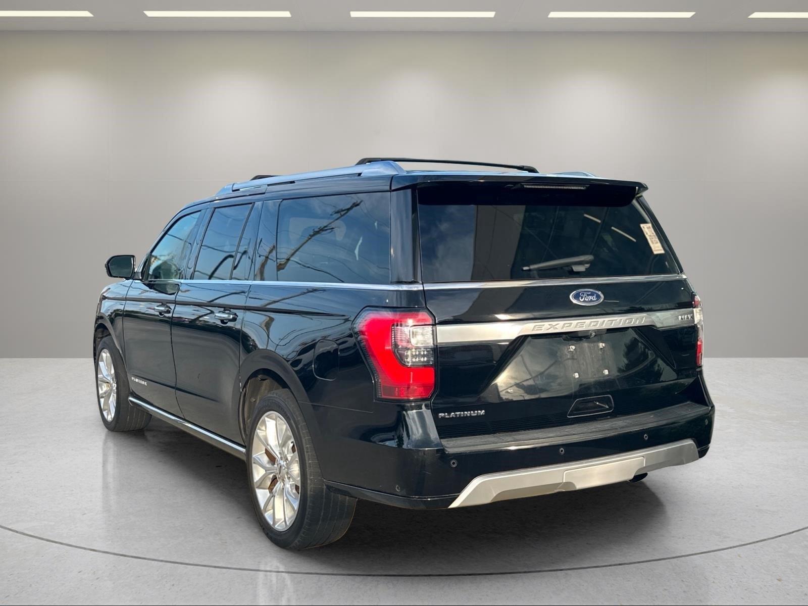 Used 2018 Shadow Black Ford Platinum image 5