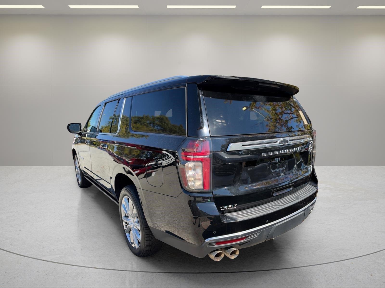 Used 2021 Black Chevrolet High Country image 4
